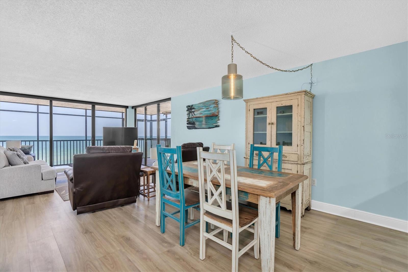 15400 GULF BOULEVARD 202