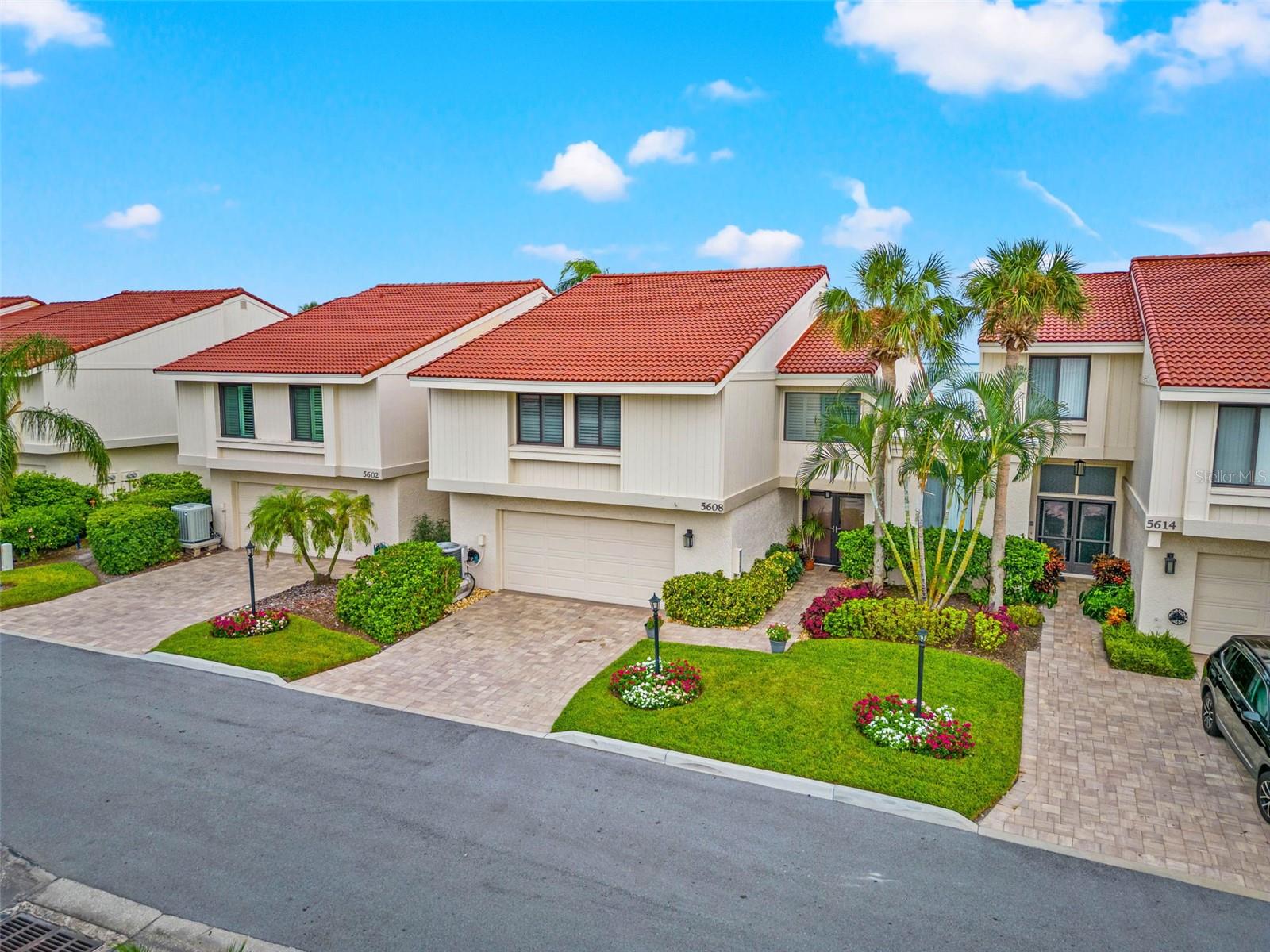 Photo 60 of 67 of 5608 ESCONDIDA BOULEVARD S townhome