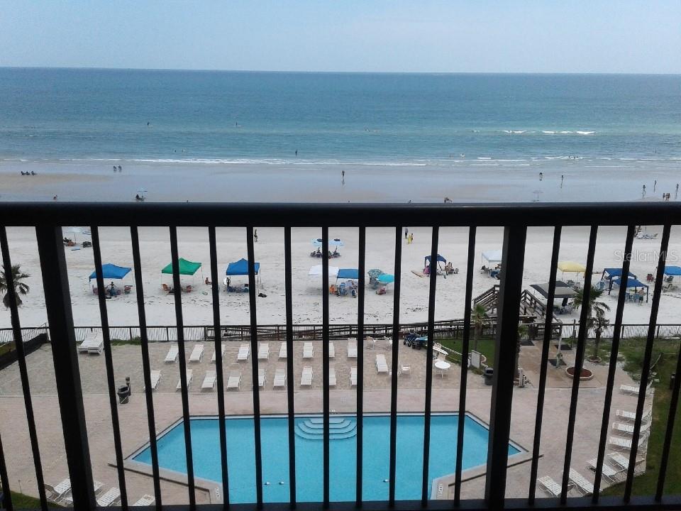 Sunrise Condo - Residential