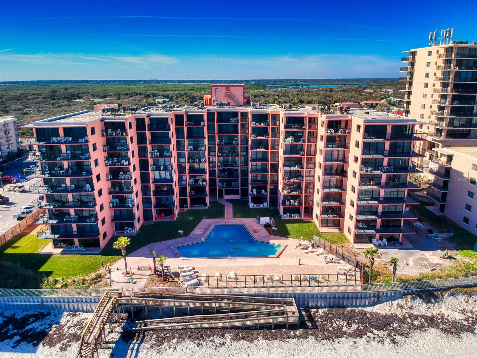 Sunrise Condo - Residential