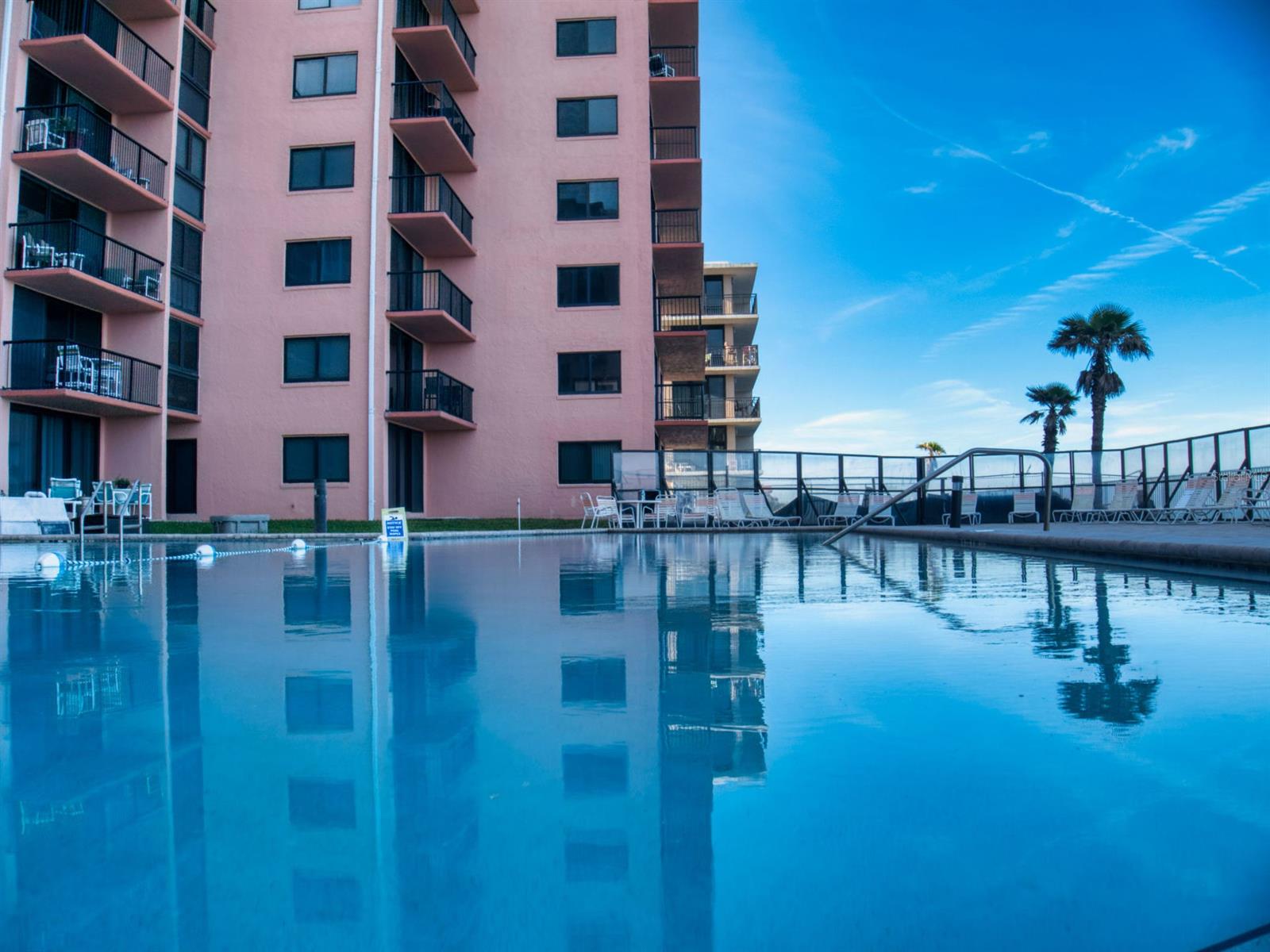 Sunrise Condo - Residential