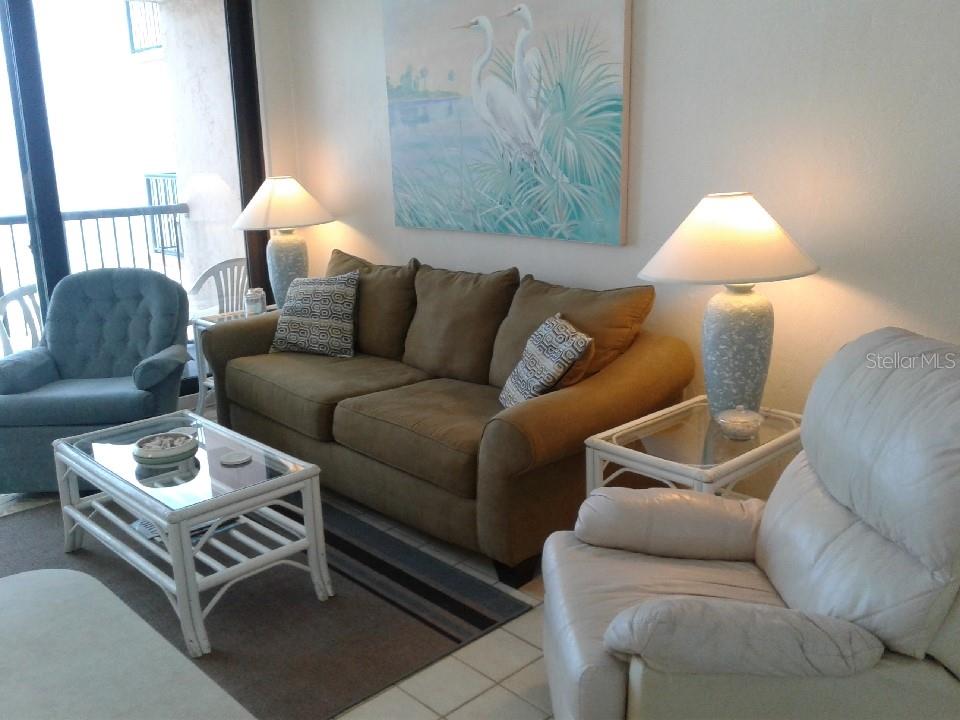 Sunrise Condo - Residential