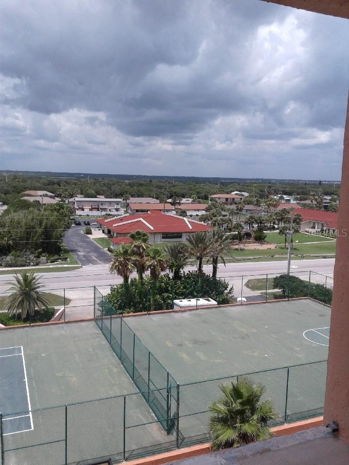 Sunrise Condo - Residential