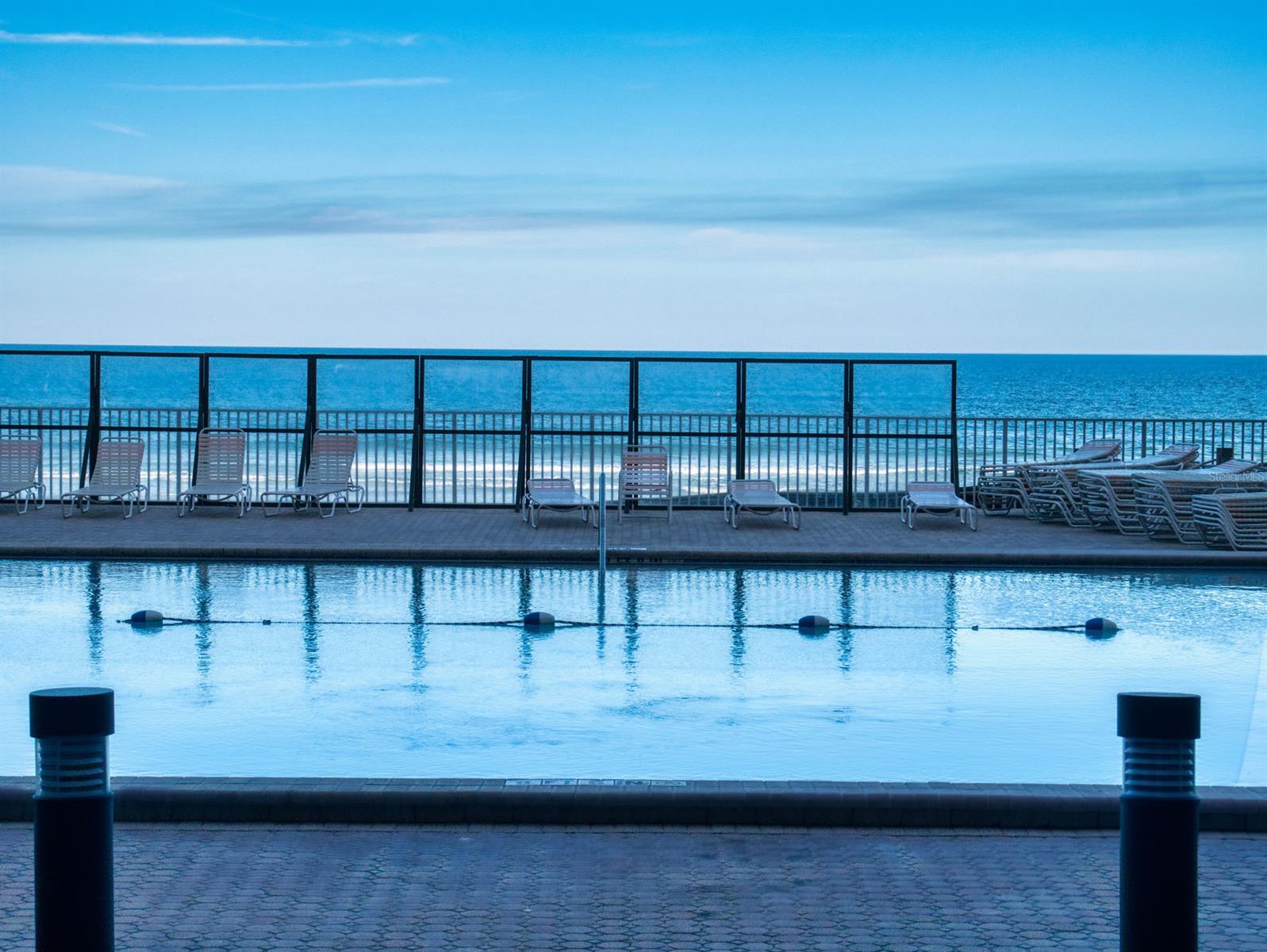 Sunrise Condo - Residential