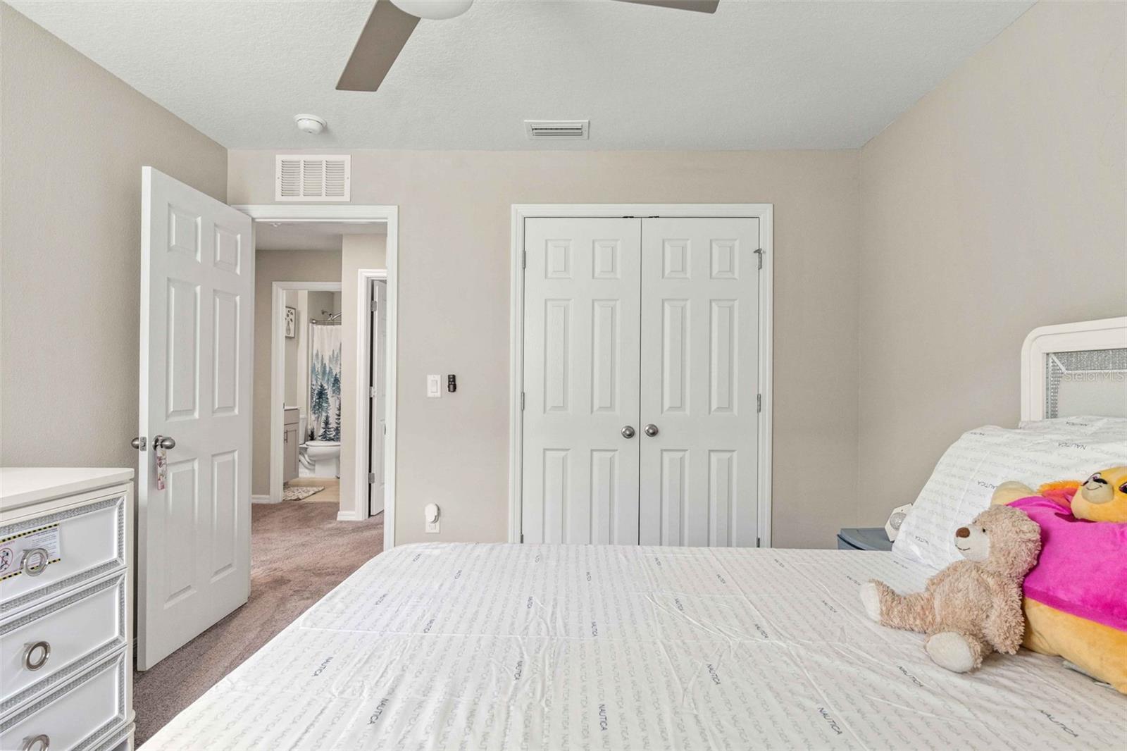 PASADENA POINT - Residential