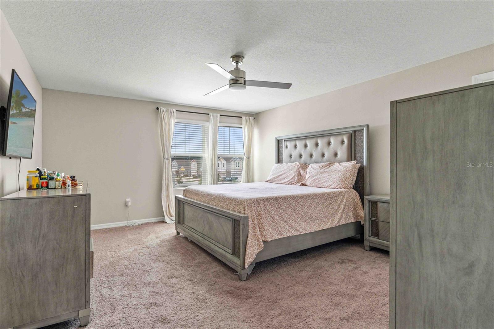 PASADENA POINT - Residential