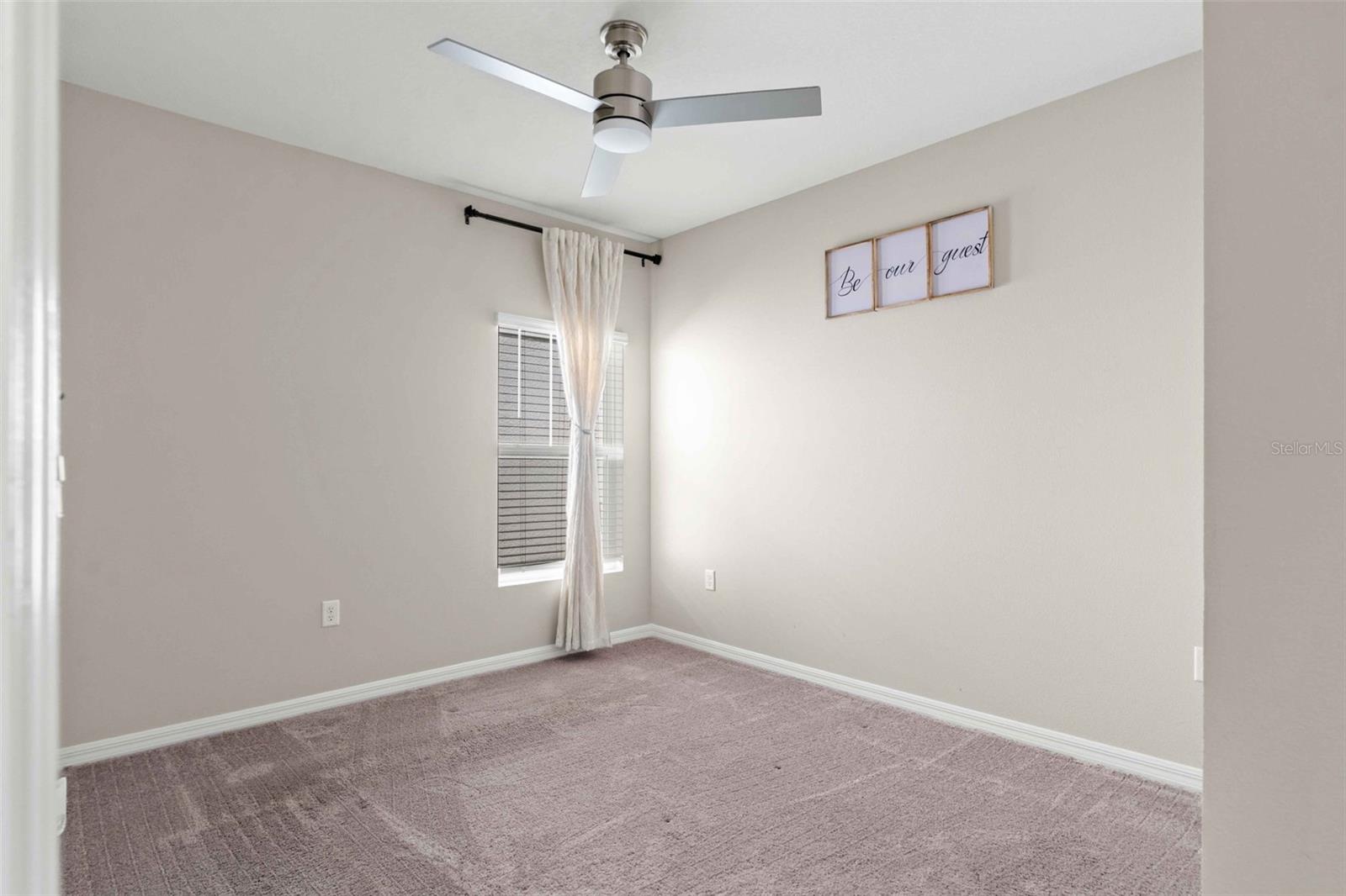 PASADENA POINT - Residential