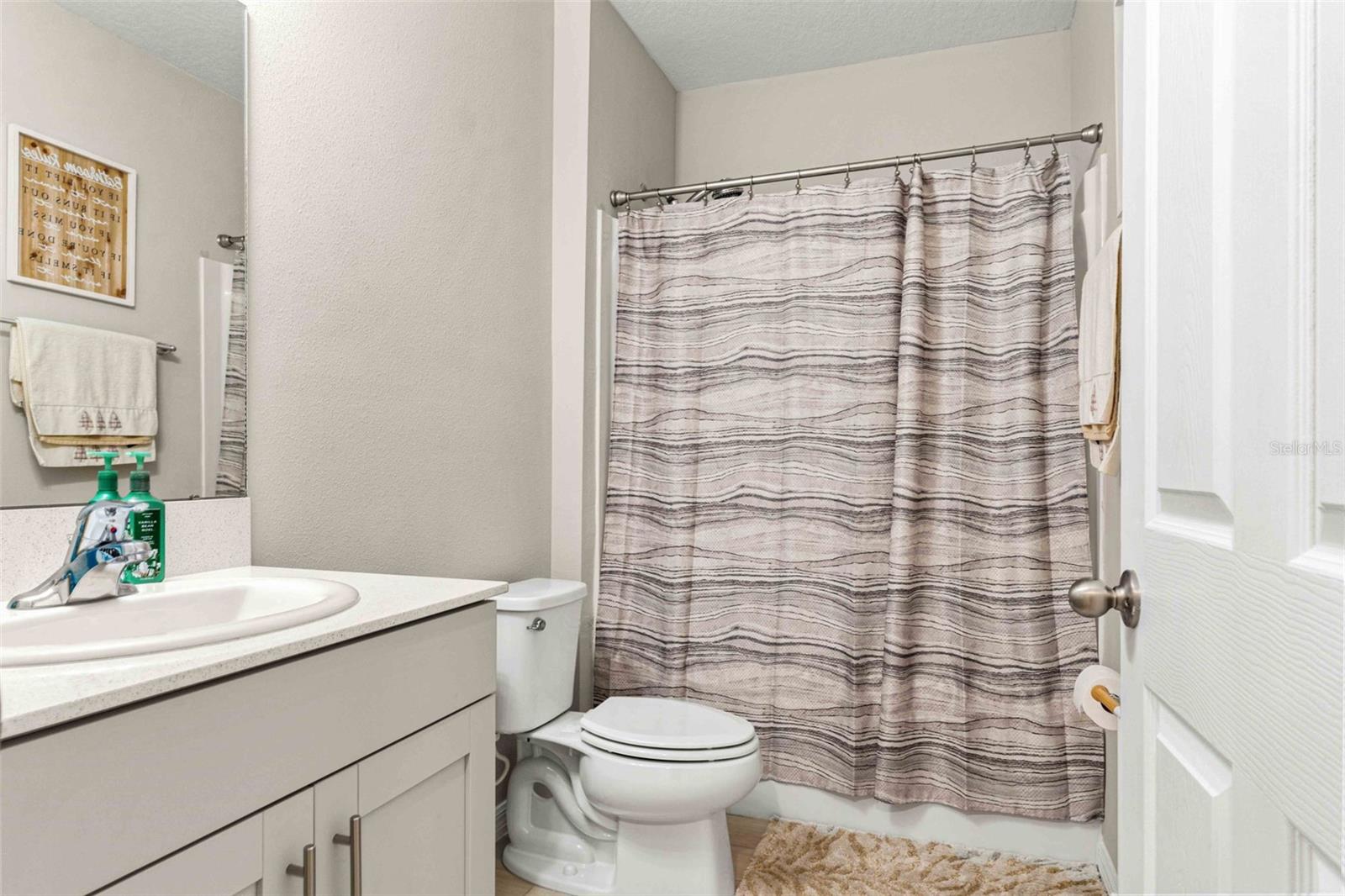 PASADENA POINT - Residential