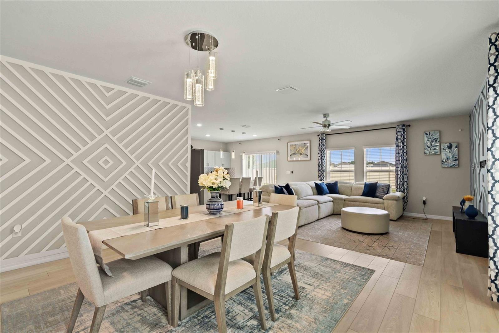 PASADENA POINT - Residential