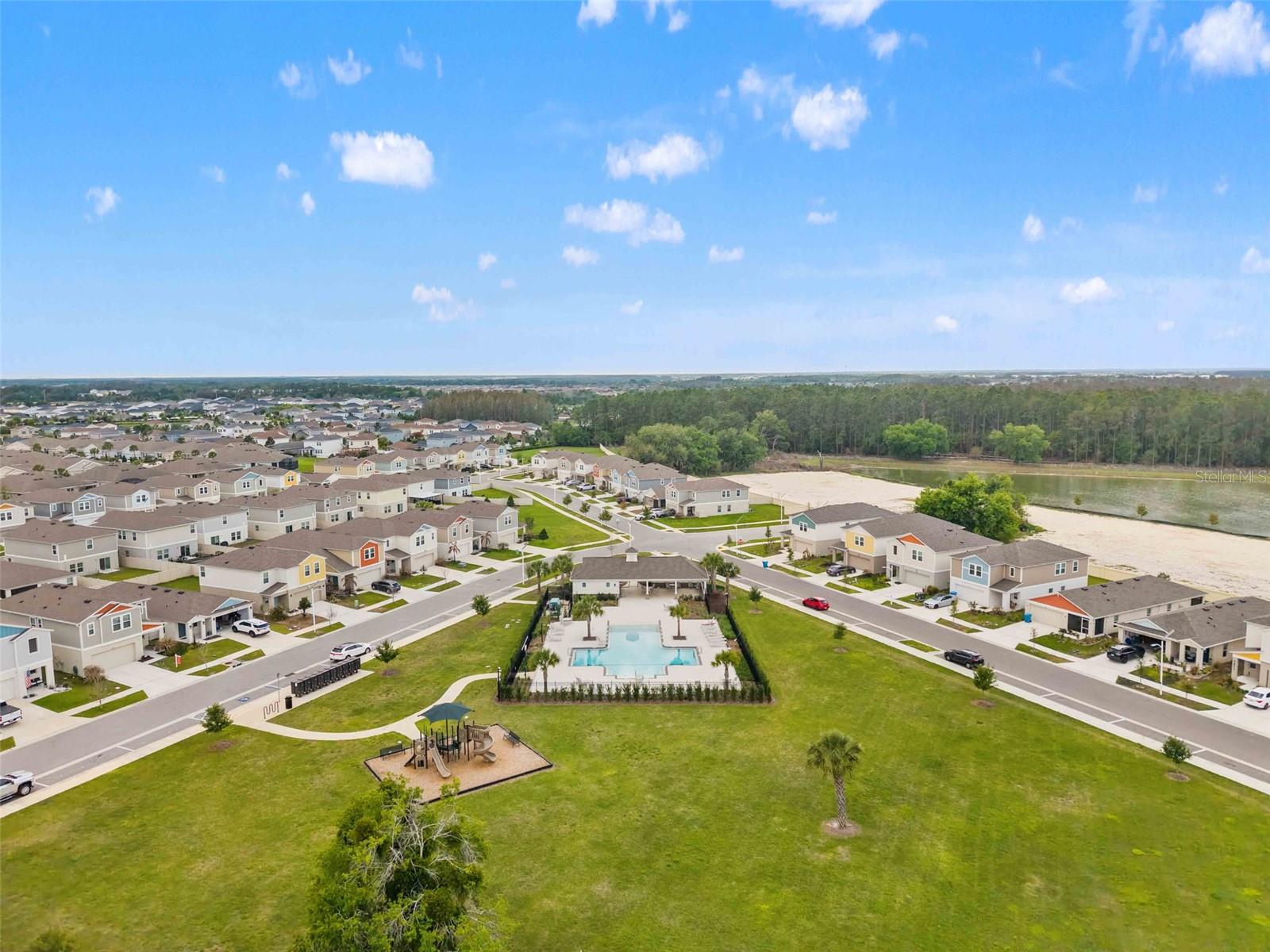 PASADENA POINT - Residential