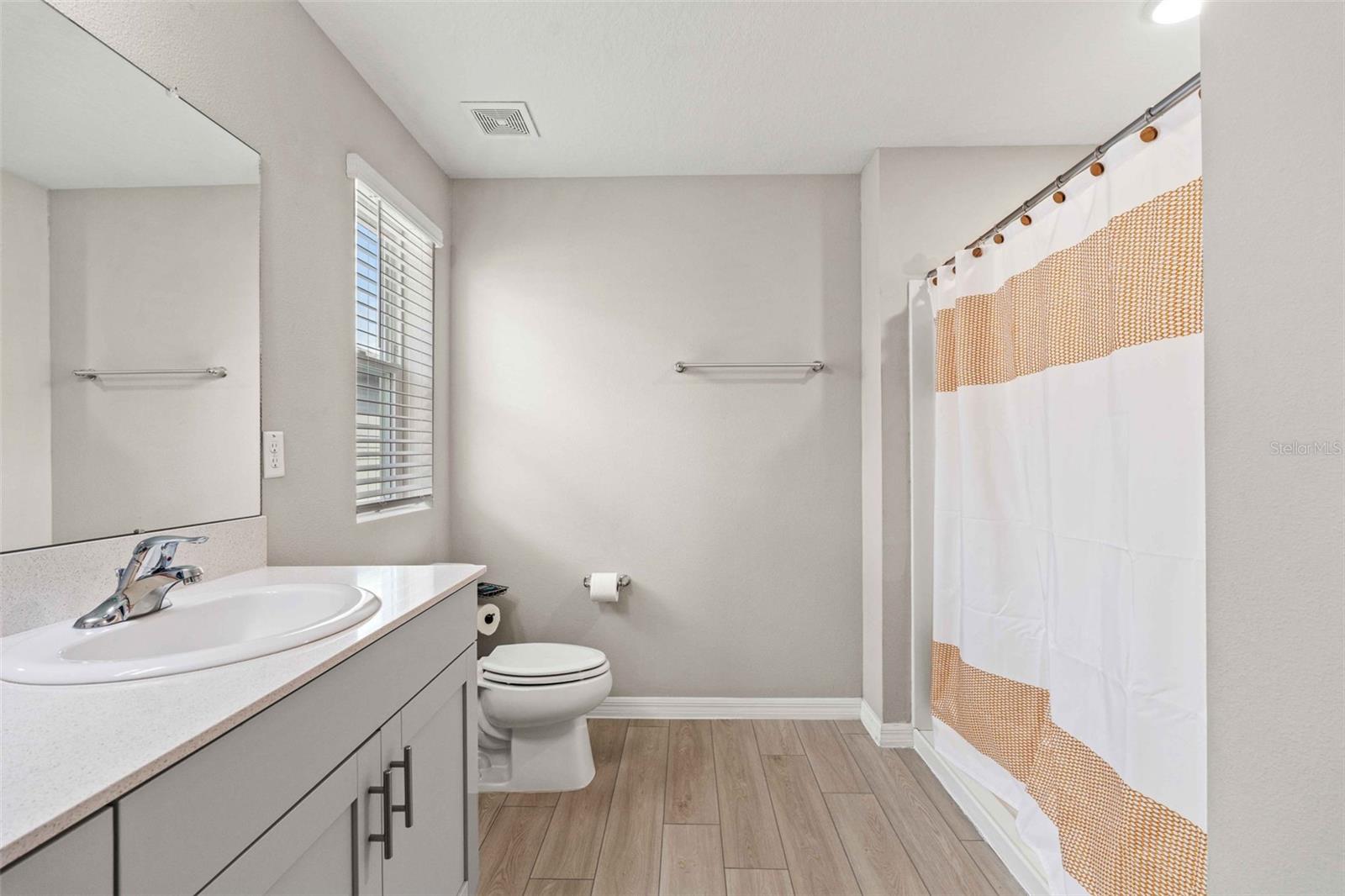 PASADENA POINT - Residential