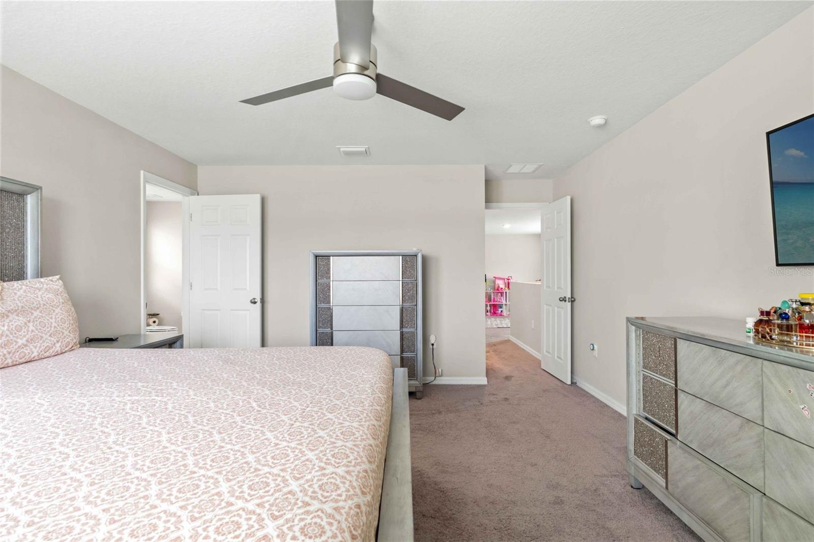 PASADENA POINT - Residential