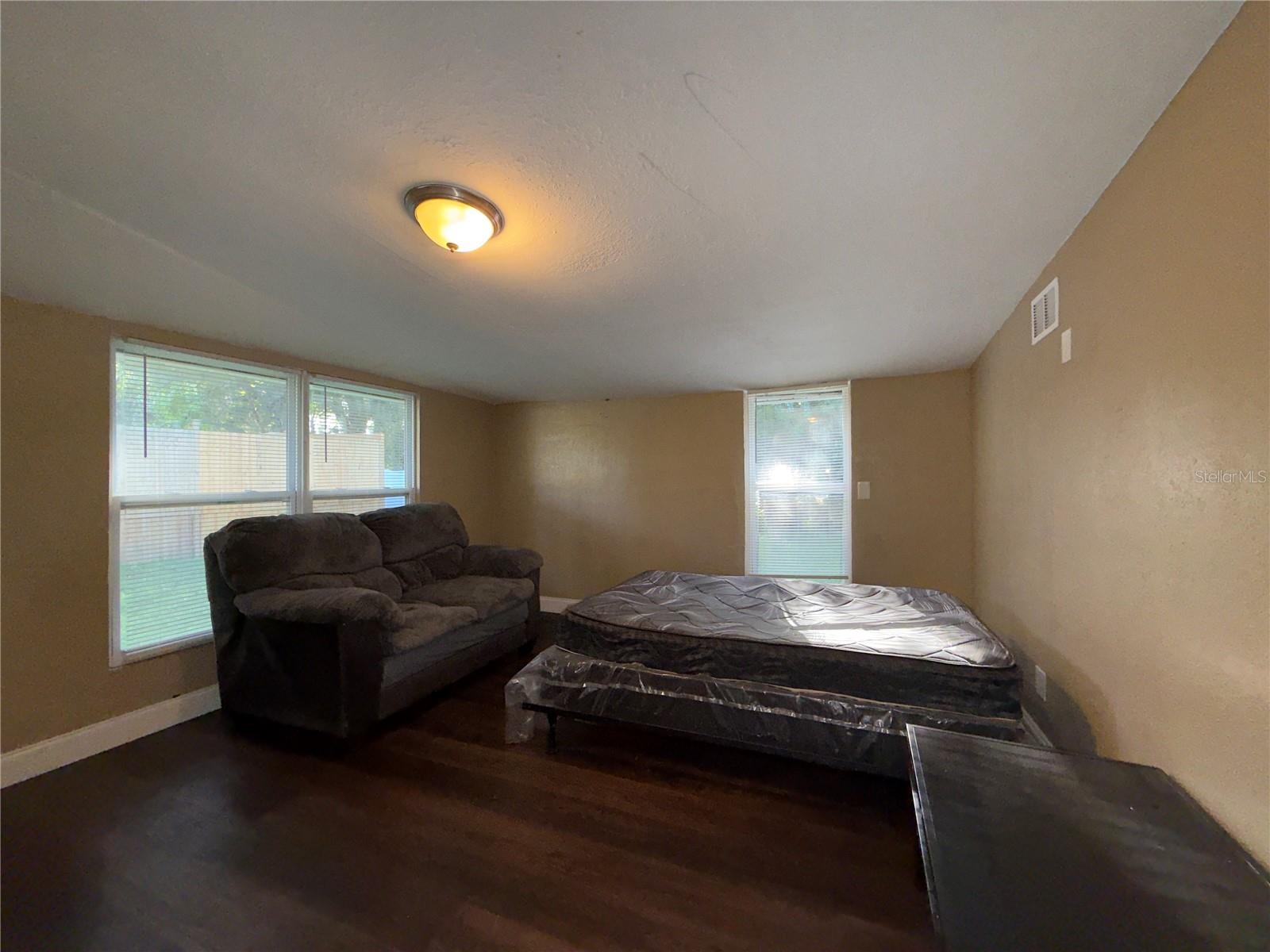 CHENEY HIGHLANDS 3RD ADD - Residential Lease