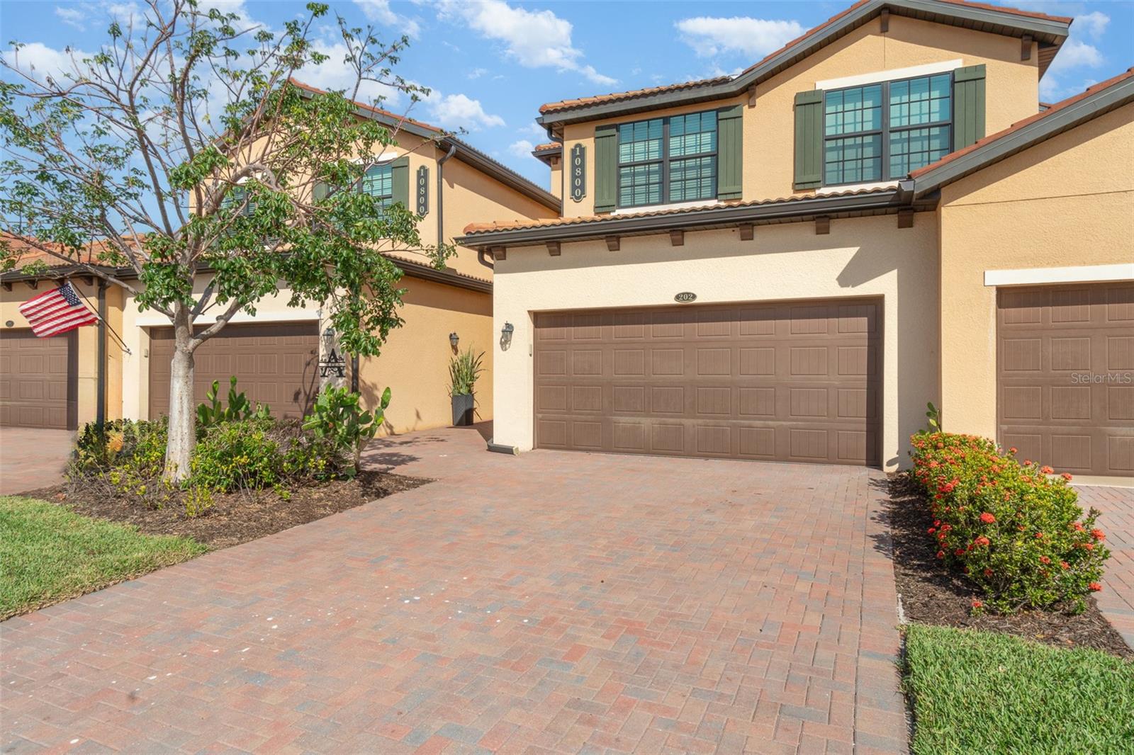 10800 TARFLOWER DRIVE 202