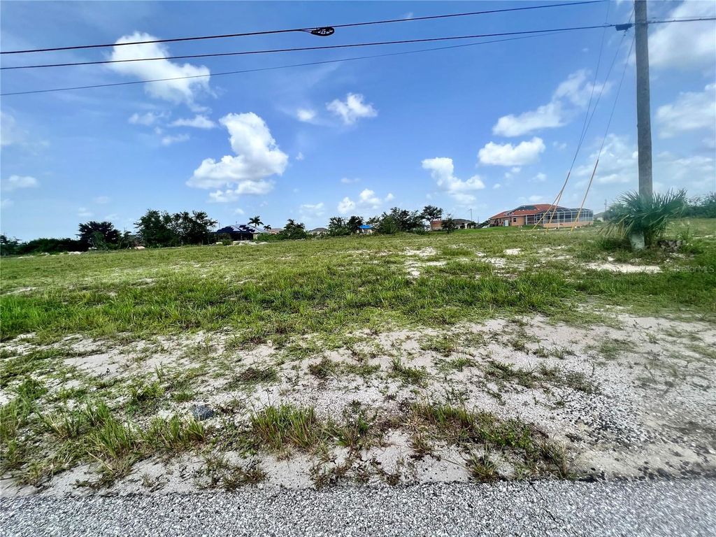 Photo of 3061 NW 5th Avenue, Cape Coral, FL 33993 (MLS # C7505962)