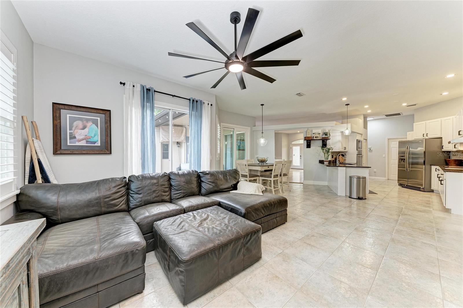 SHADES OF PALMA SOLA - Residential