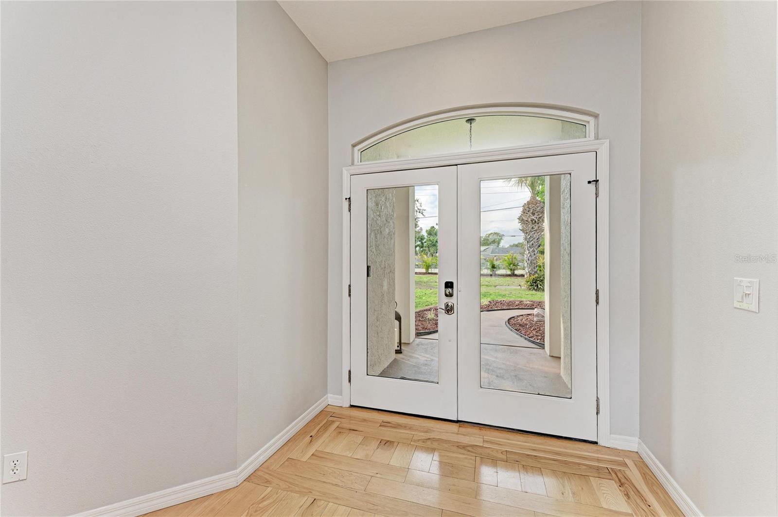 SHADES OF PALMA SOLA - Residential