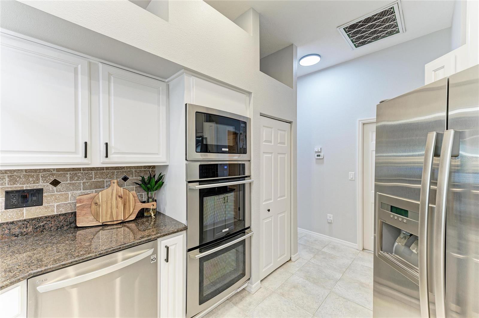 SHADES OF PALMA SOLA - Residential