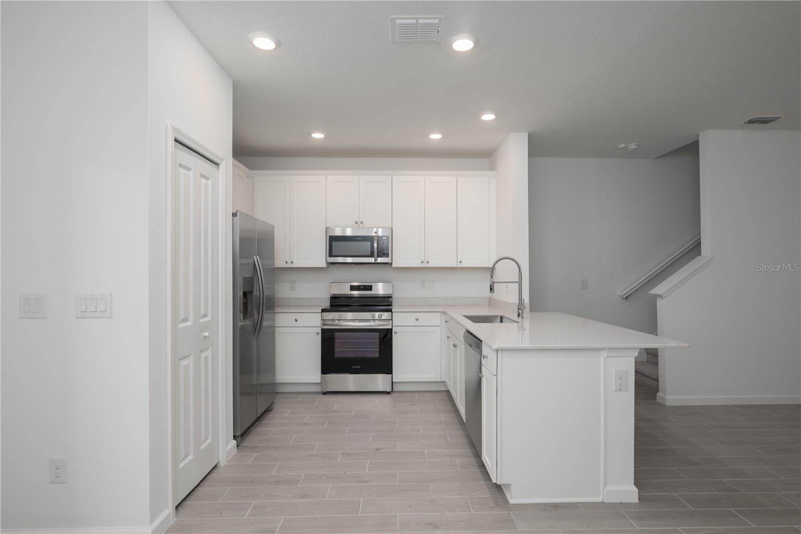 TARA WEST END PHASE II PB 36 PG 53 - Residential