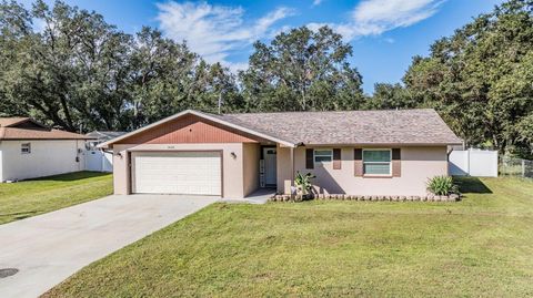 A home in LAKELAND