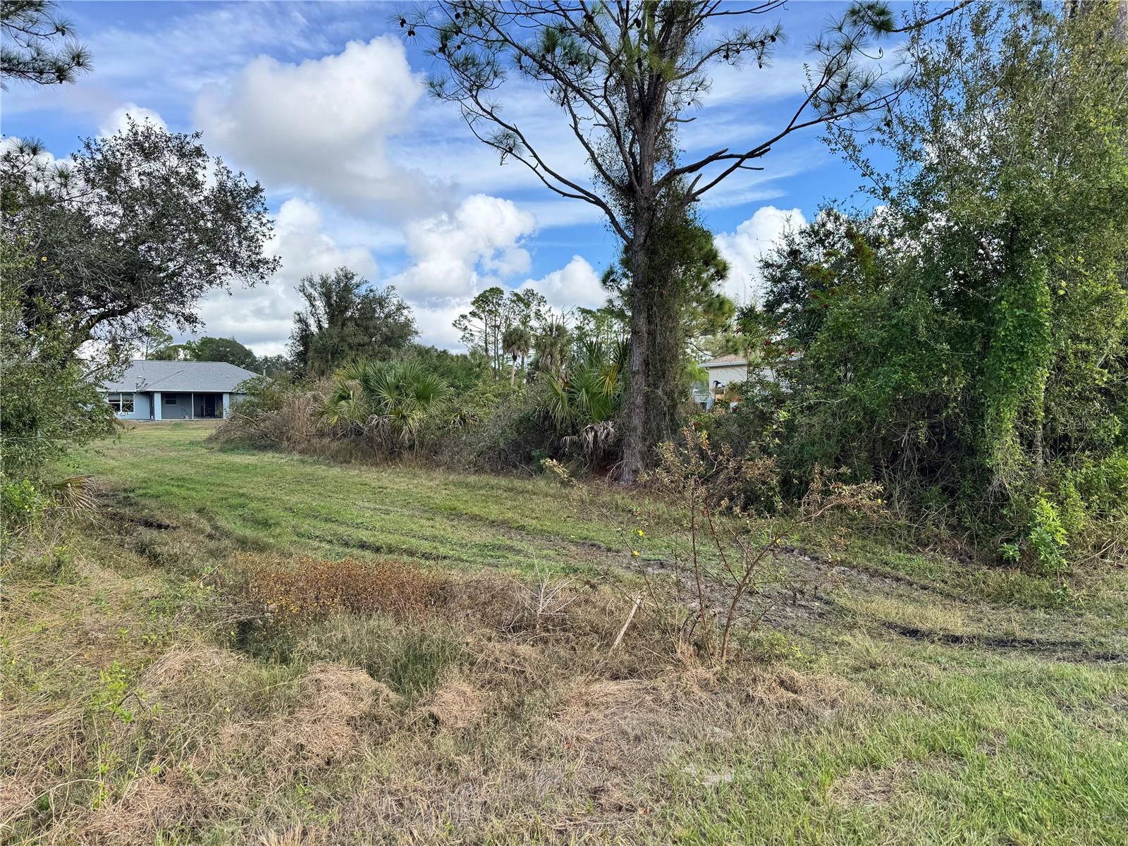 PORT CHARLOTTE SUB 05 - Land