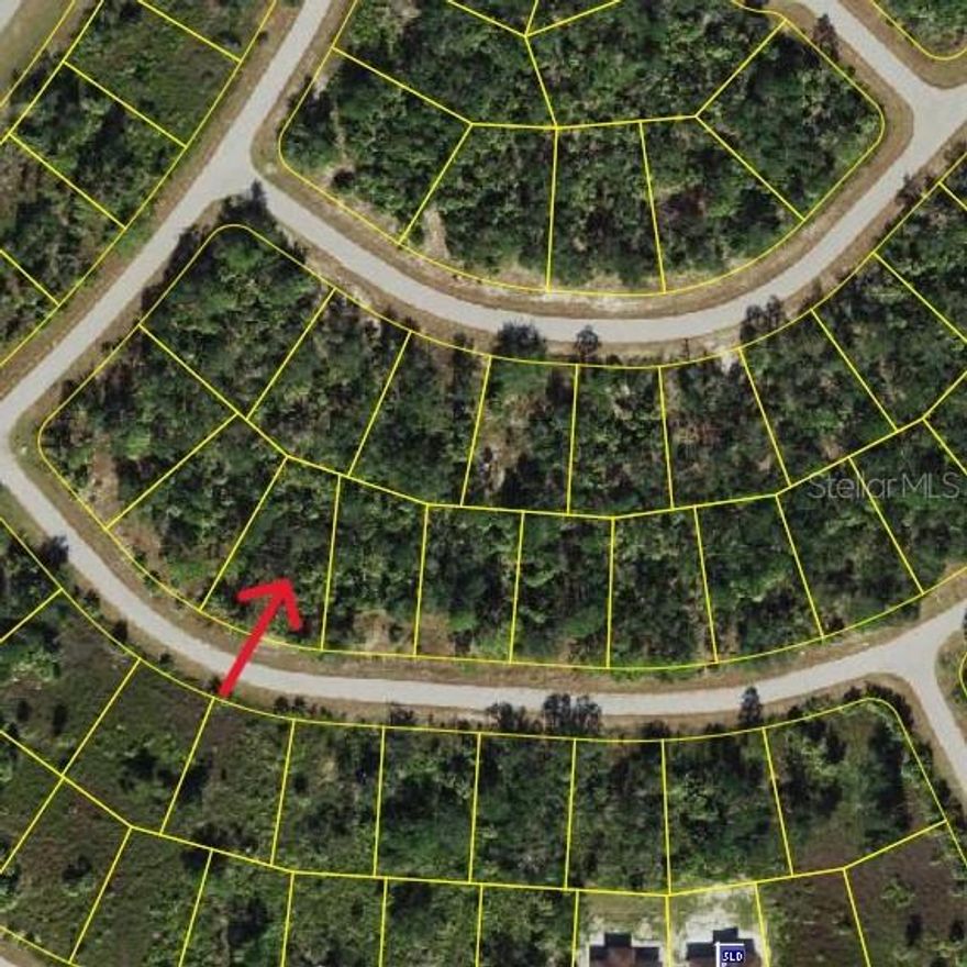 Great opportunity! Prime vacant lot located in fast growing area of North Port.  No HOA fees. Close to Florida's pristine beaches. Shopping and restaurants near by.