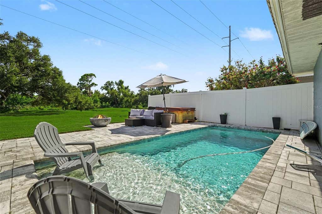 Photo of 12080 66th Avenue, Seminole, FL 33772 (MLS # TB8539486)