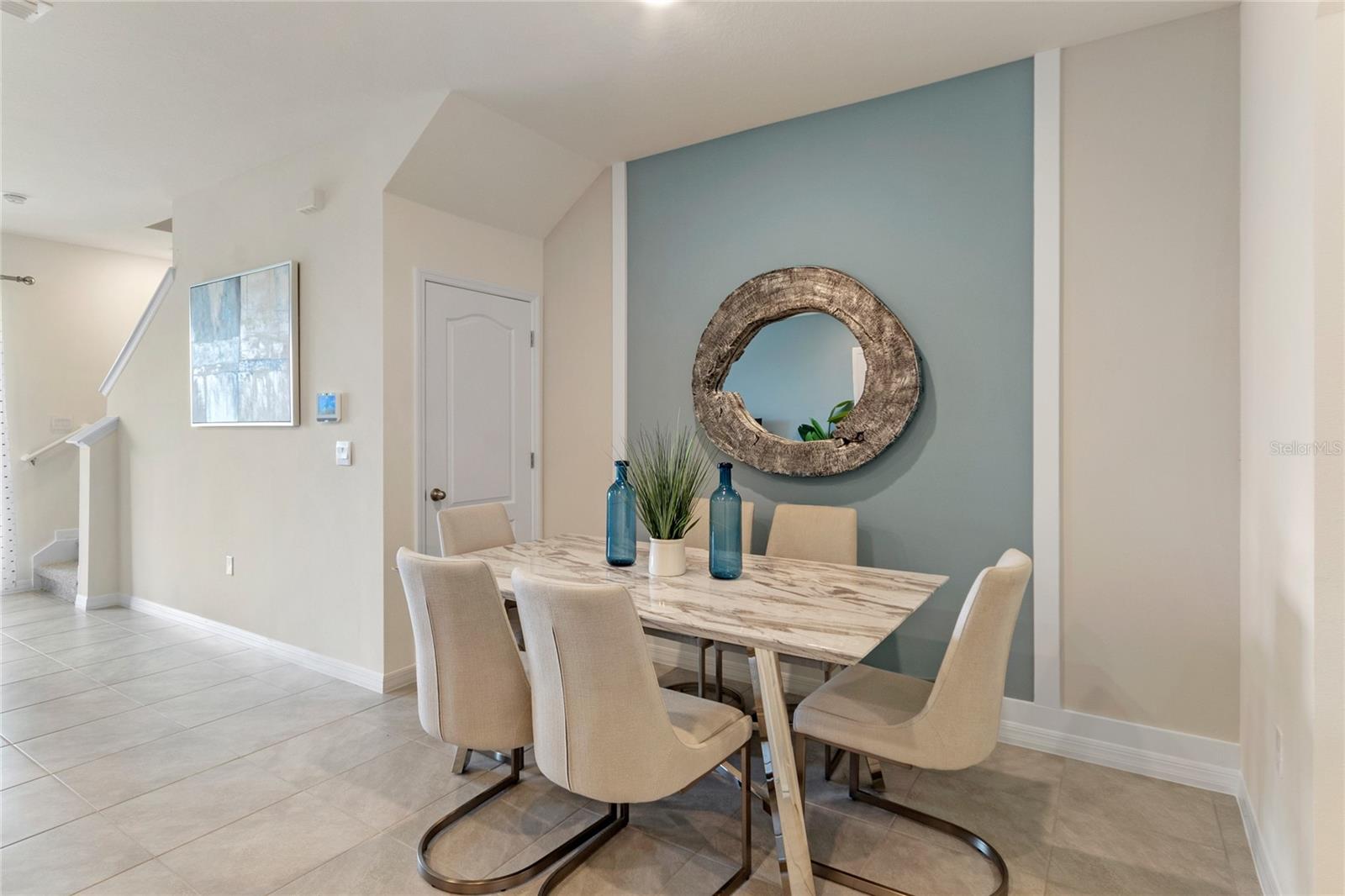 THOMPSON GROVE - Residential