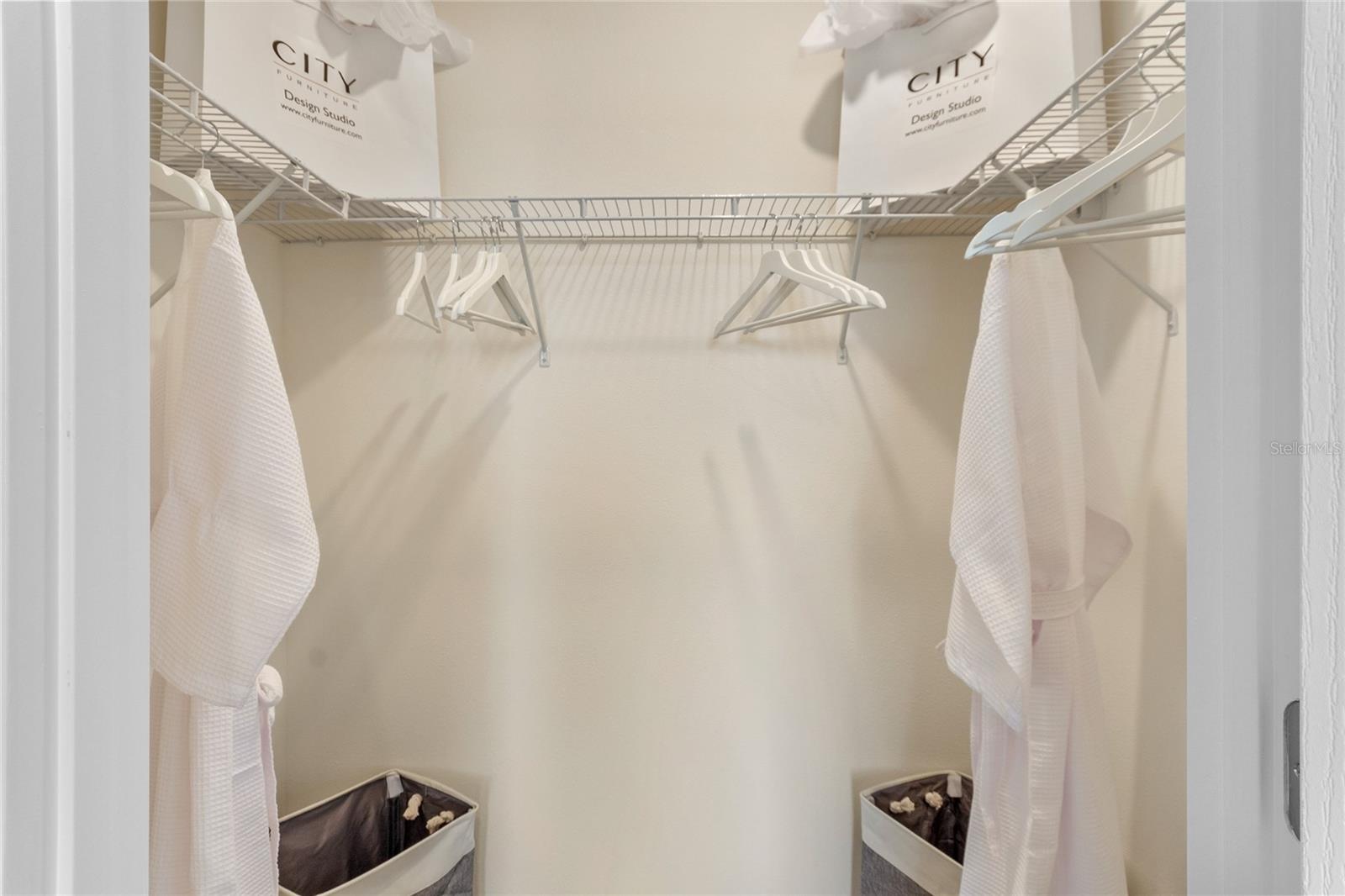 THOMPSON GROVE - Residential