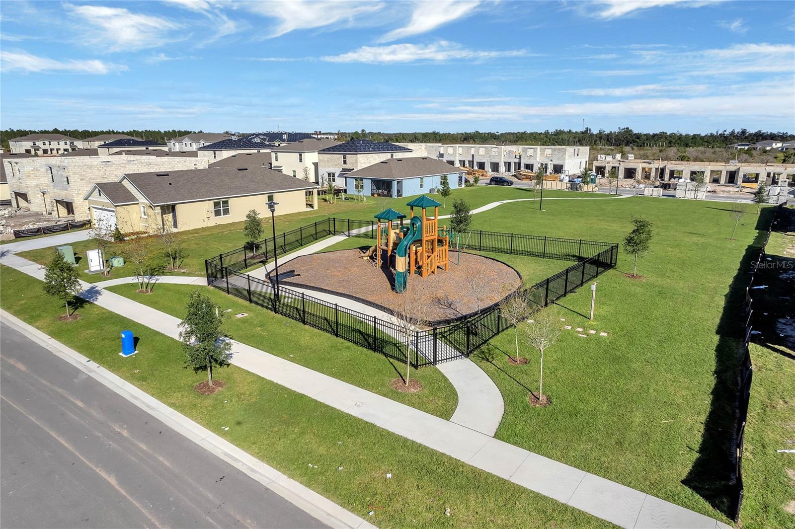 THOMPSON GROVE - Residential