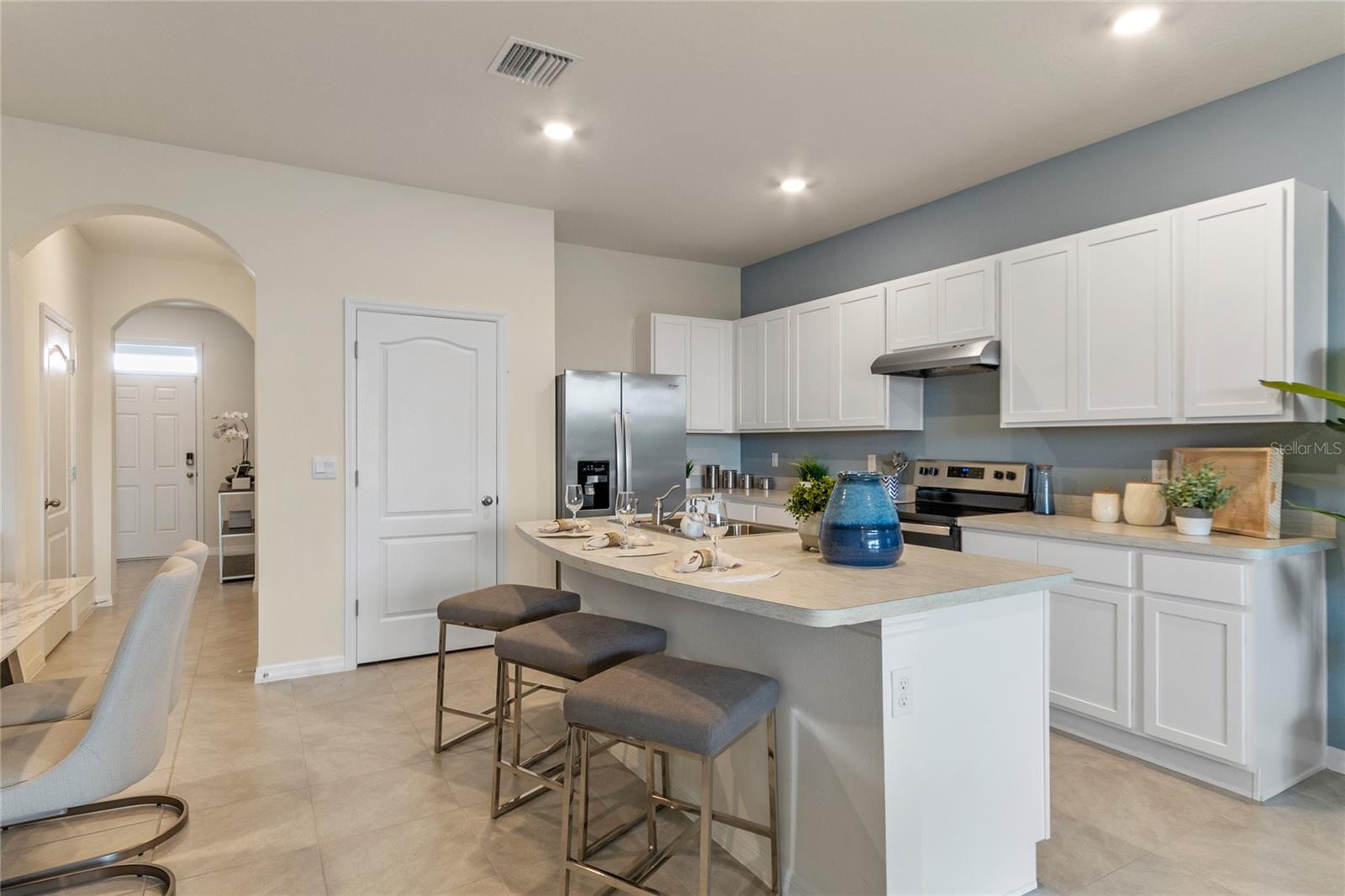 THOMPSON GROVE - Residential