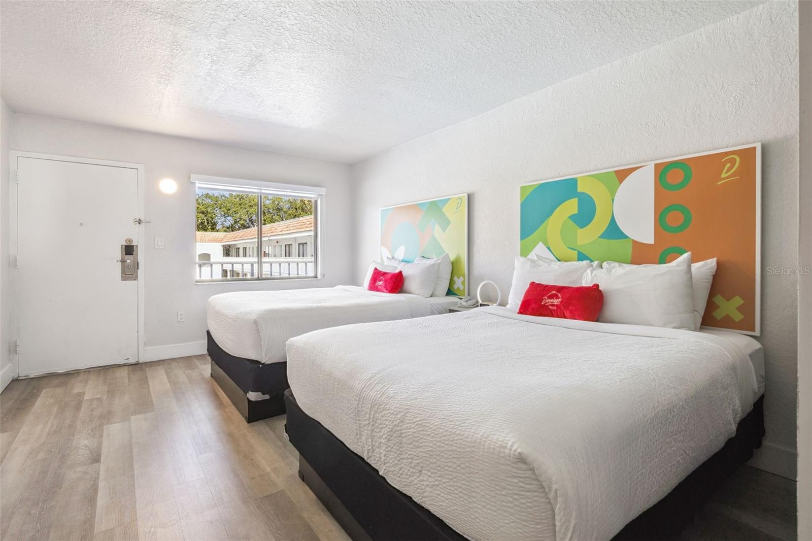 GREENPOINT ESSENTIAL HOTEL CONDO - Residential