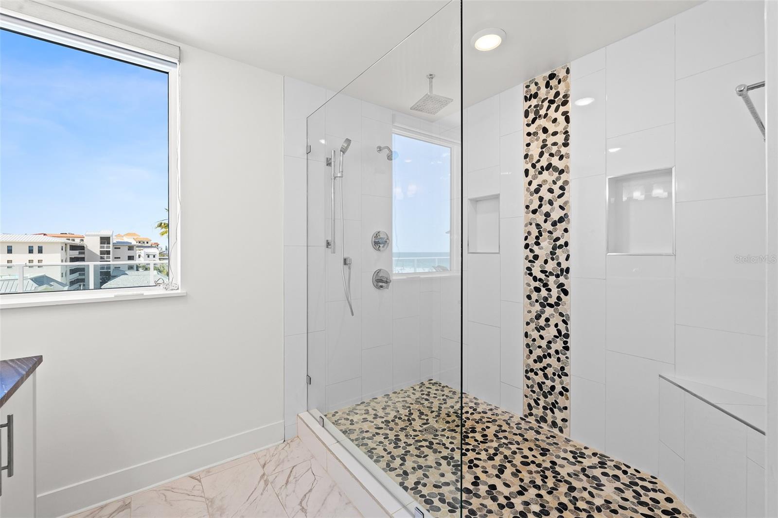 PURA VIDA RESIDENCES CONDO - Residential