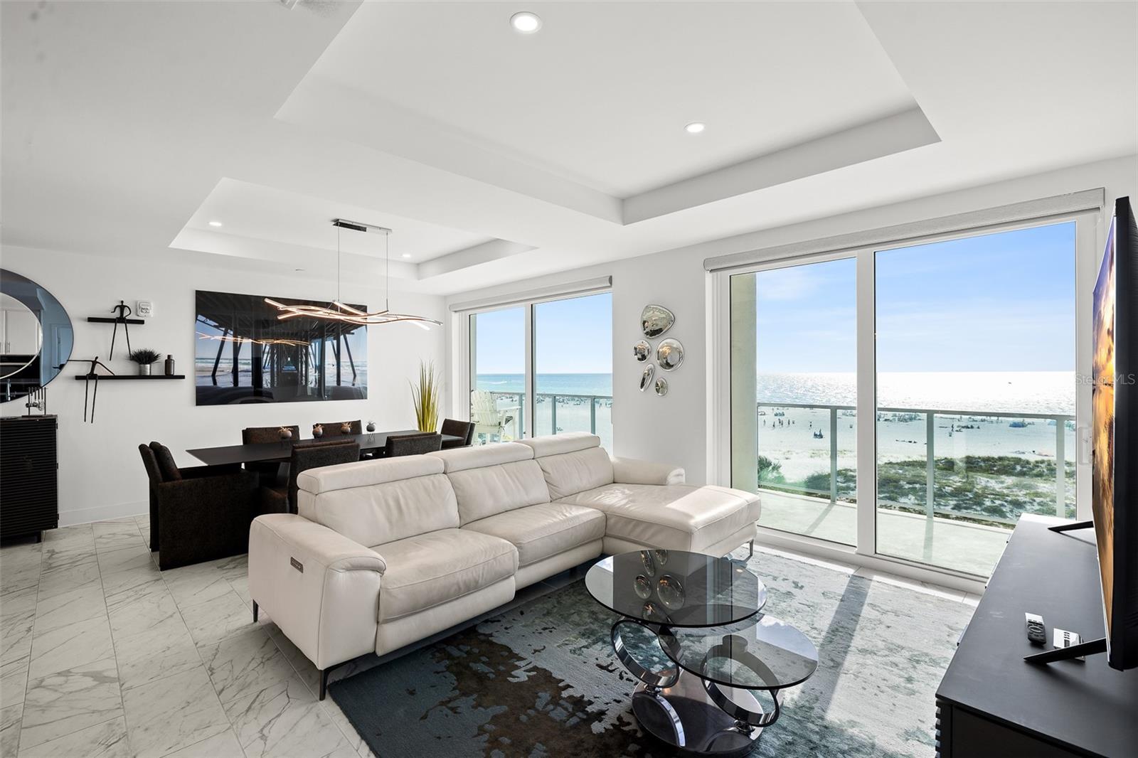 PURA VIDA RESIDENCES CONDO - Residential