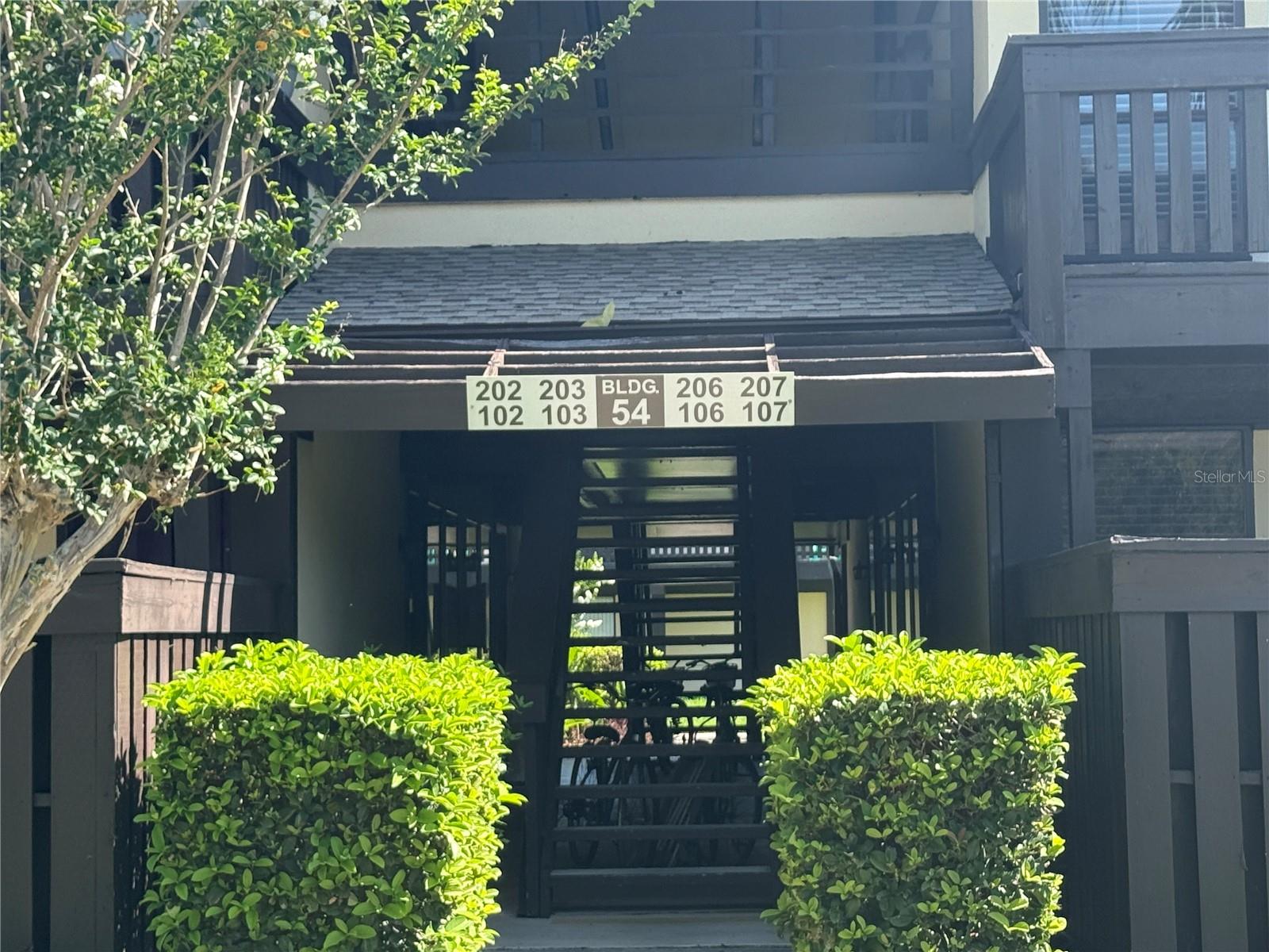 54 CLUB HOUSE DRIVE 102