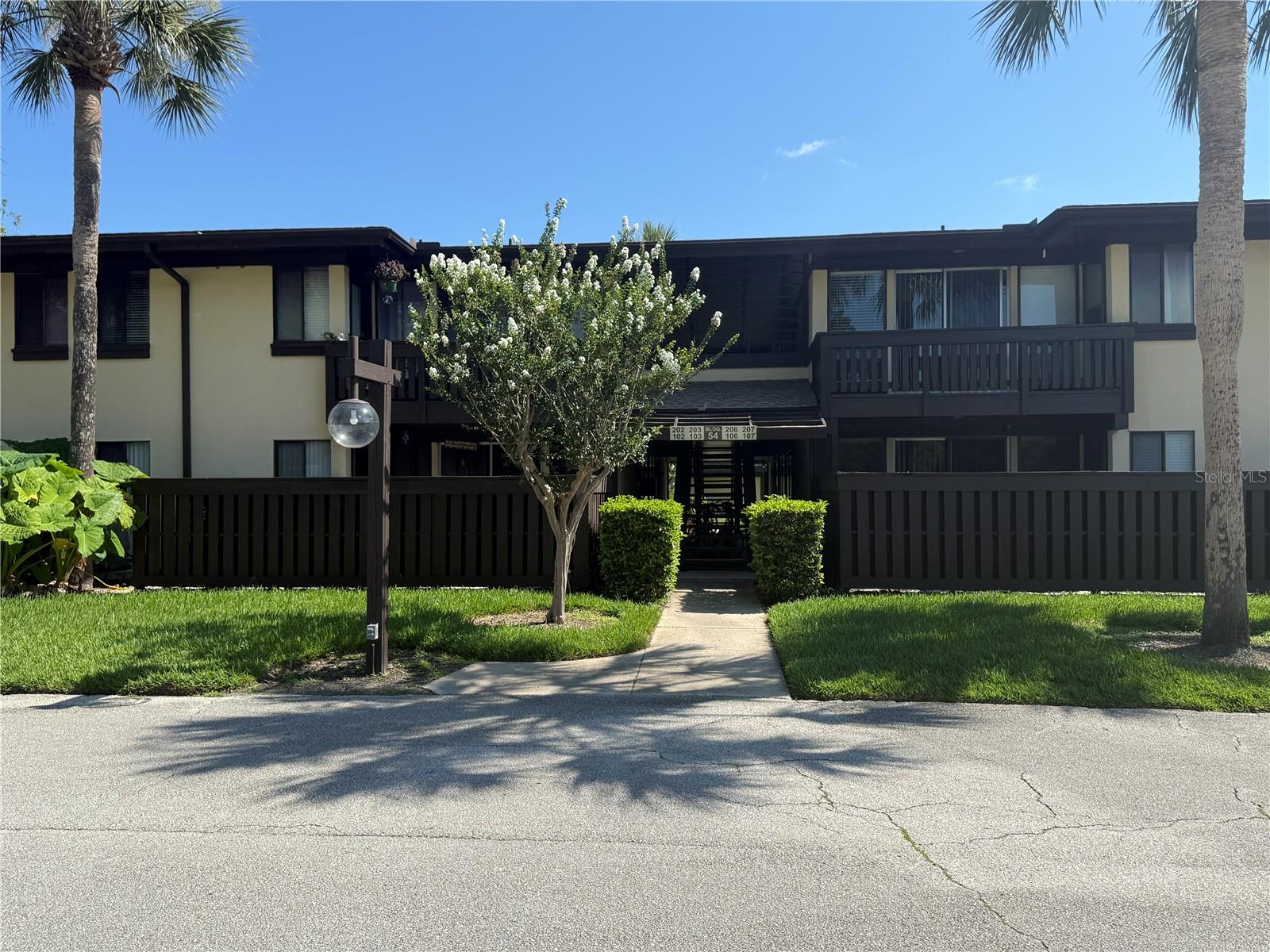 54 CLUB HOUSE DRIVE 102