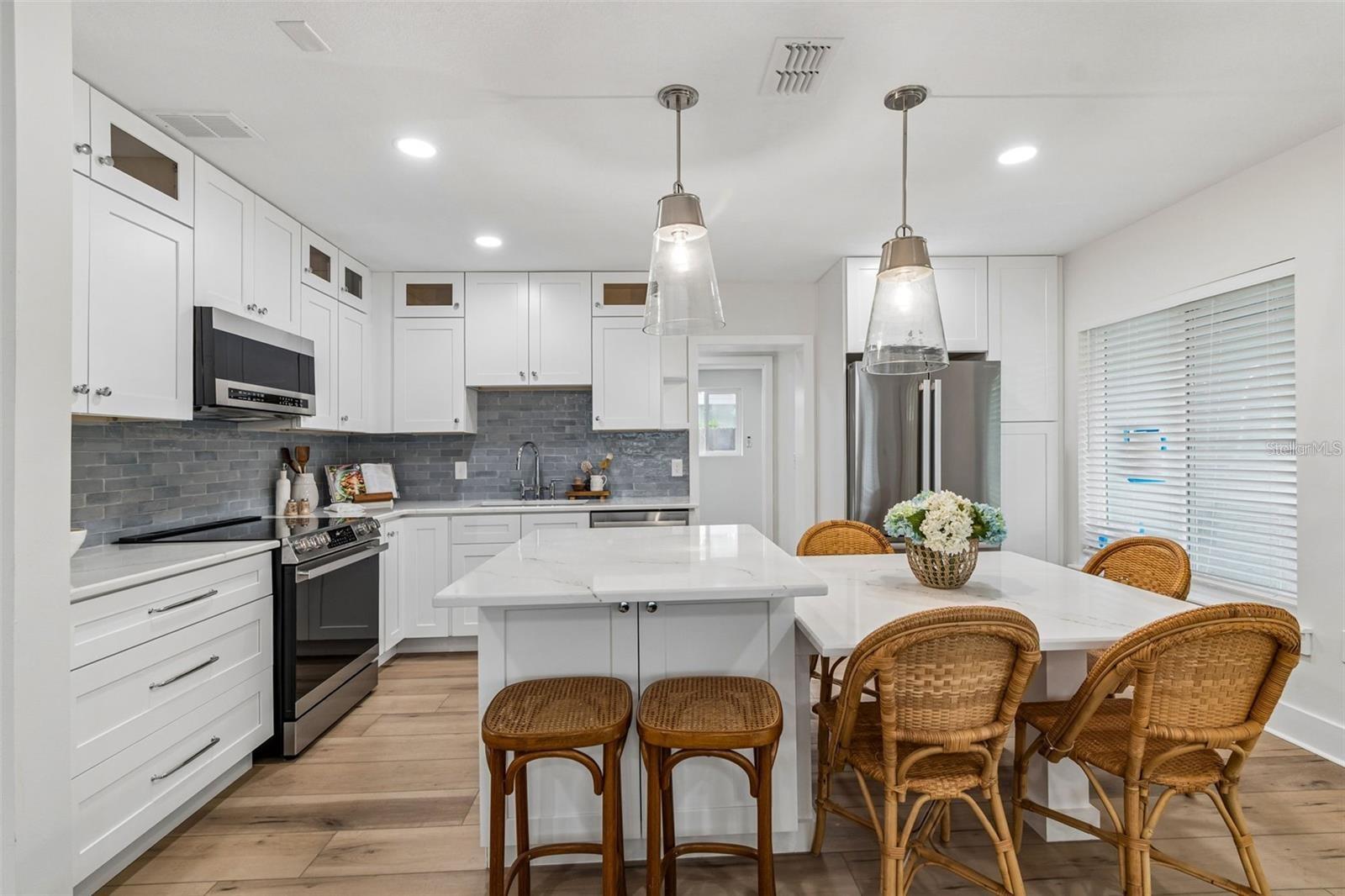 403 DRIFTWOOD DRIVE W