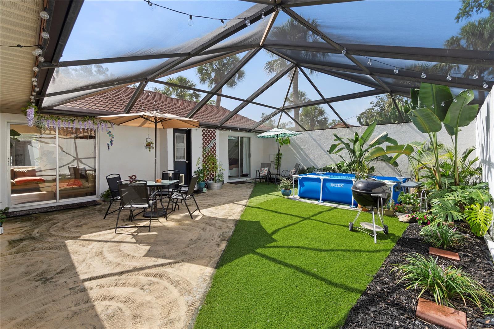 ISLAND CLUB AT ROSEMONT CONDO - Residential