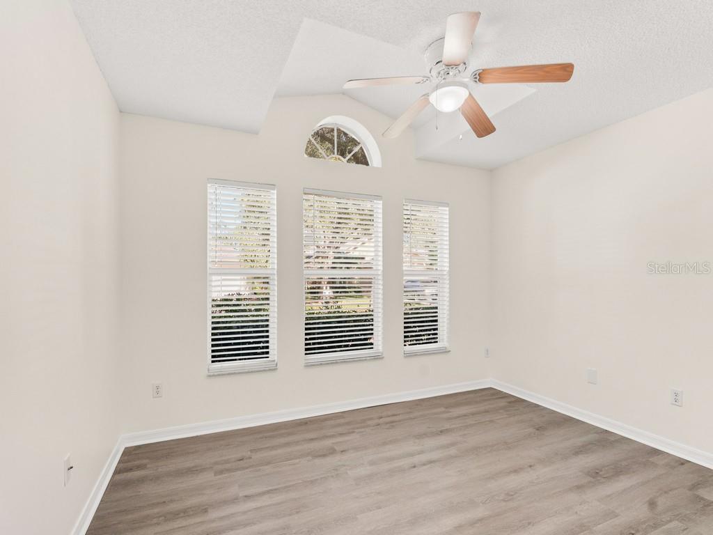 MAJESTIC OAKS SUB - Residential