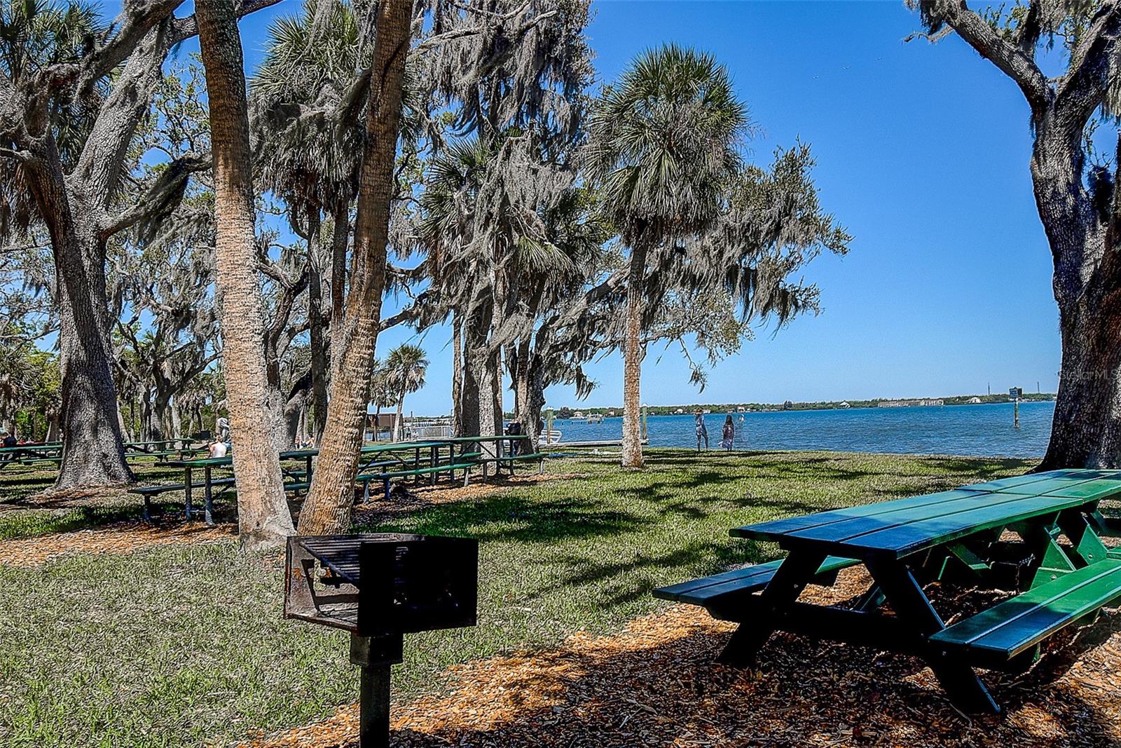 PHILIPPE BAY - Residential