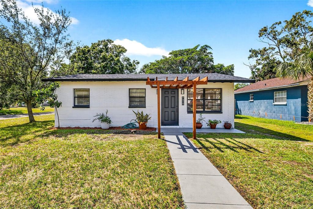 Photo of 7415 S Obrien Street, Tampa, FL 33616 (MLS # TB8428263)