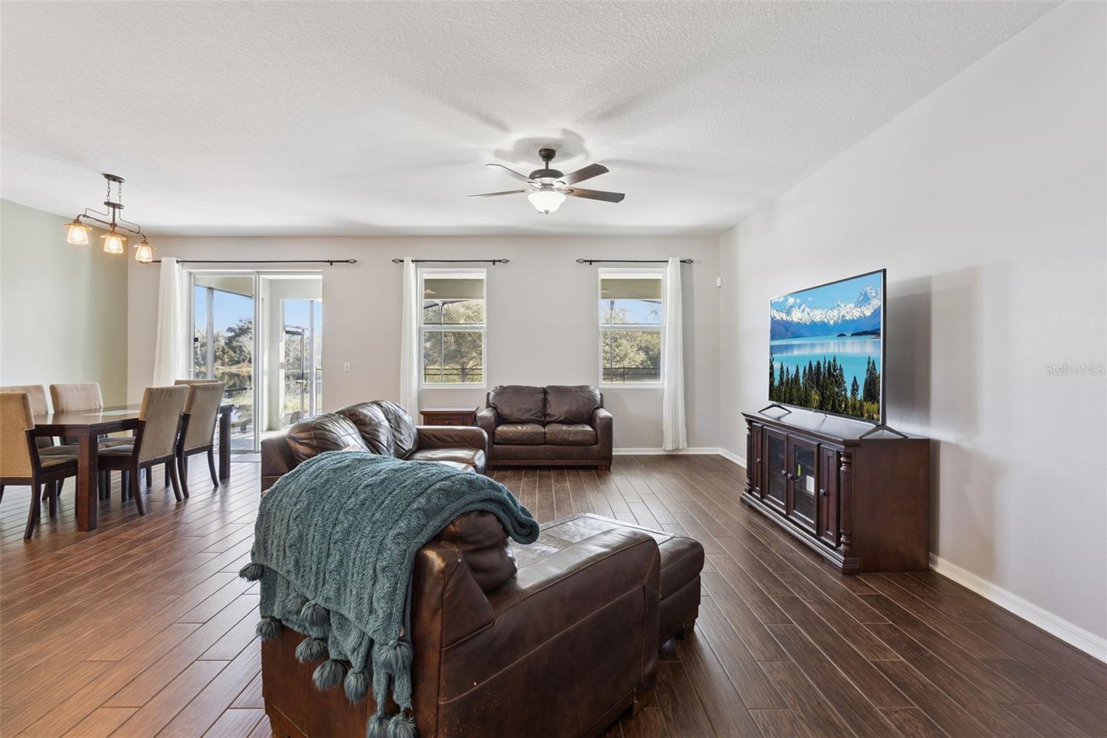 CLEAR LAKE LANDING - Residential