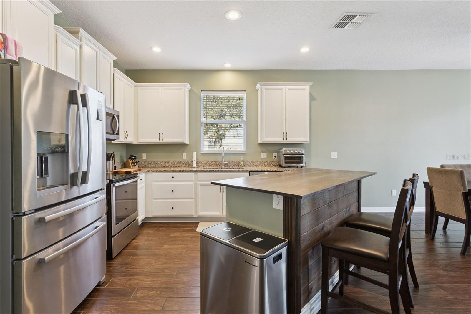 CLEAR LAKE LANDING - Residential