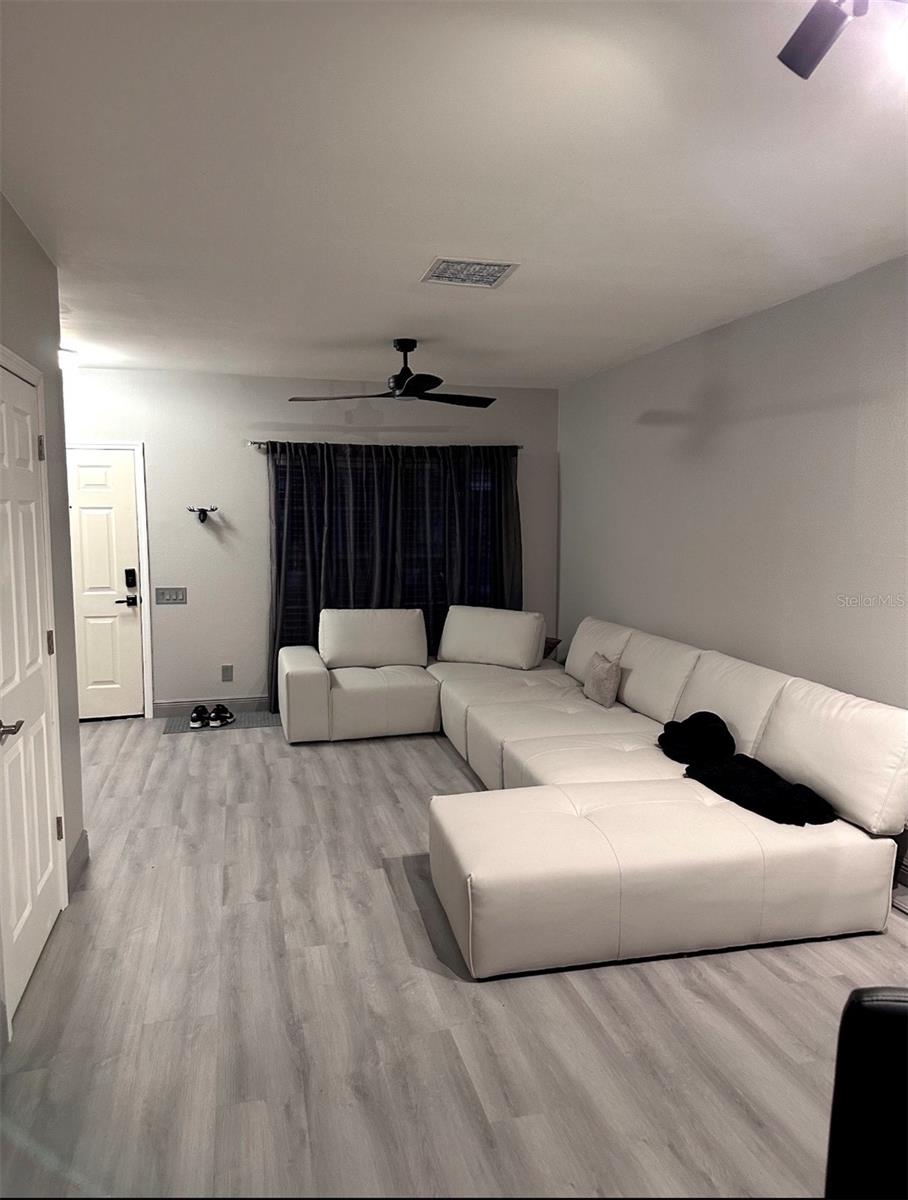 BAYSIDE KEY PH II - Residential Lease