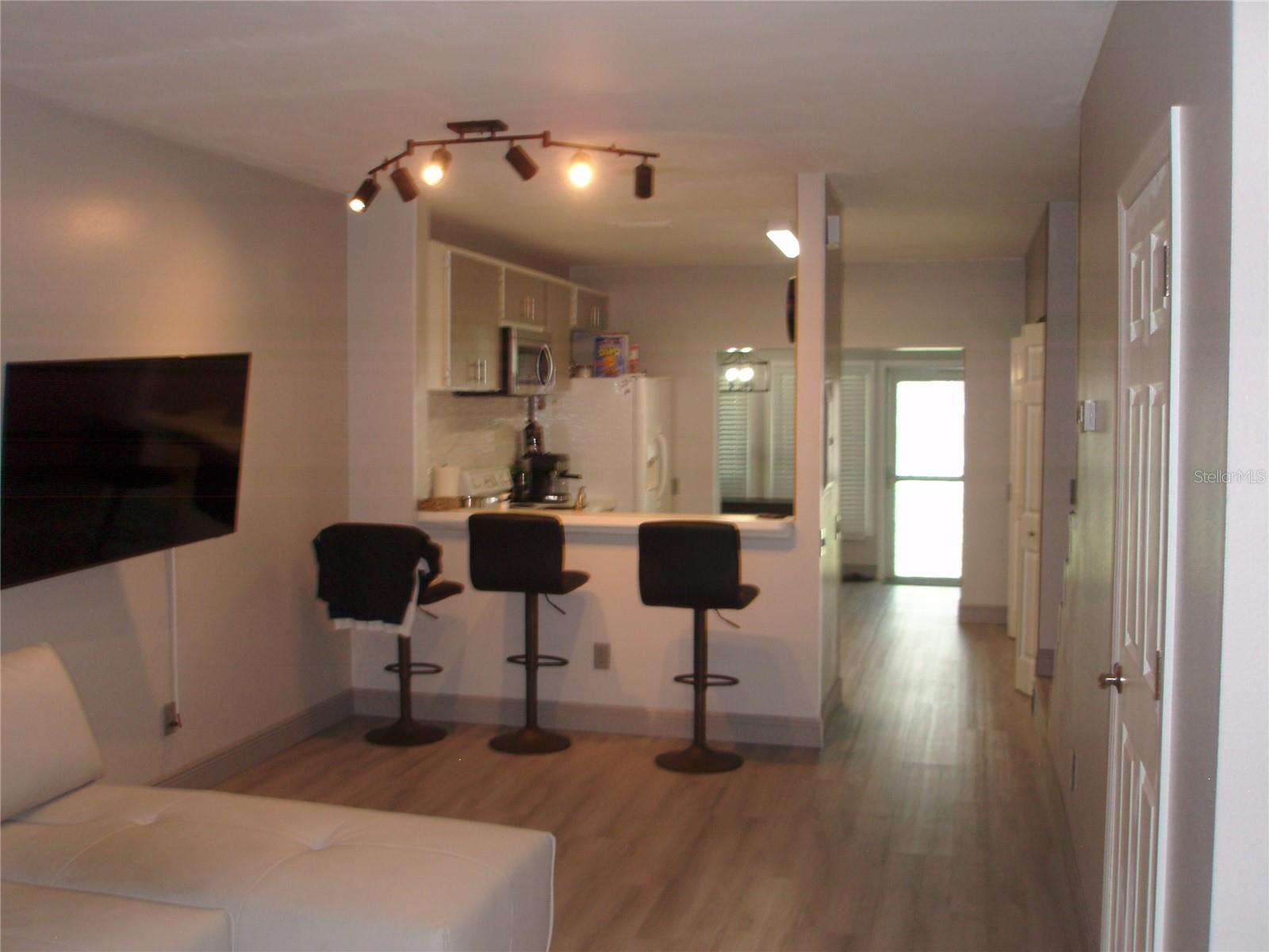 BAYSIDE KEY PH II - Residential Lease