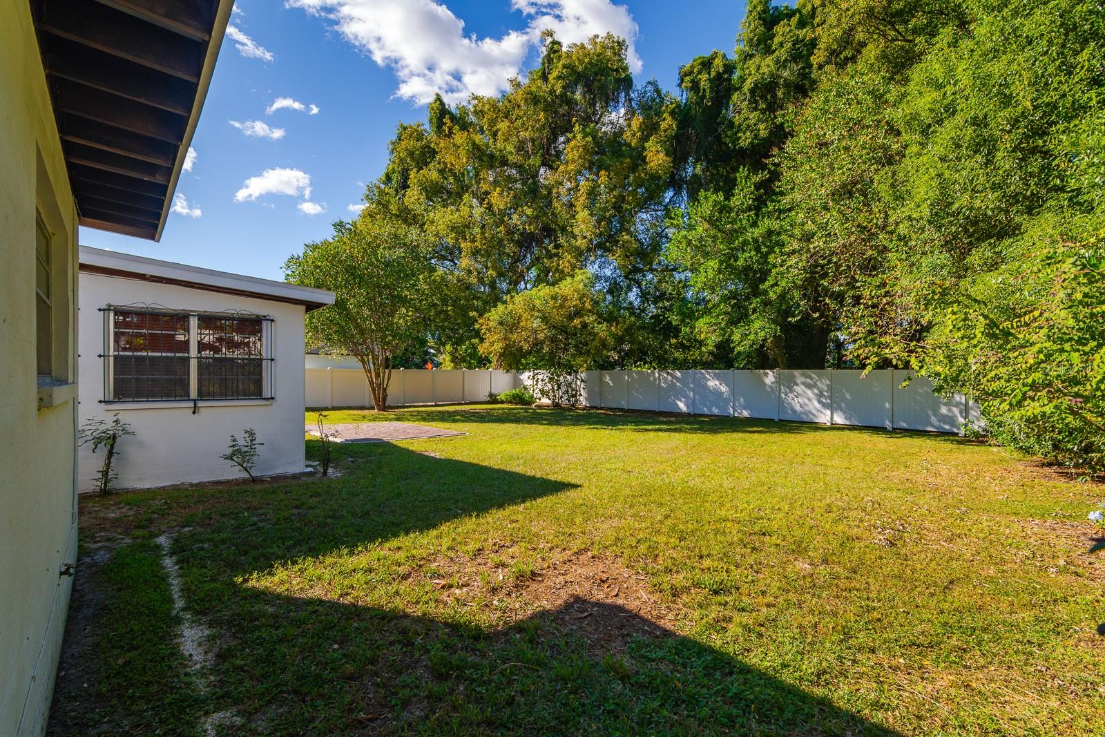 ROBLES SUB OF S 160 FT OF W 14 - Residential