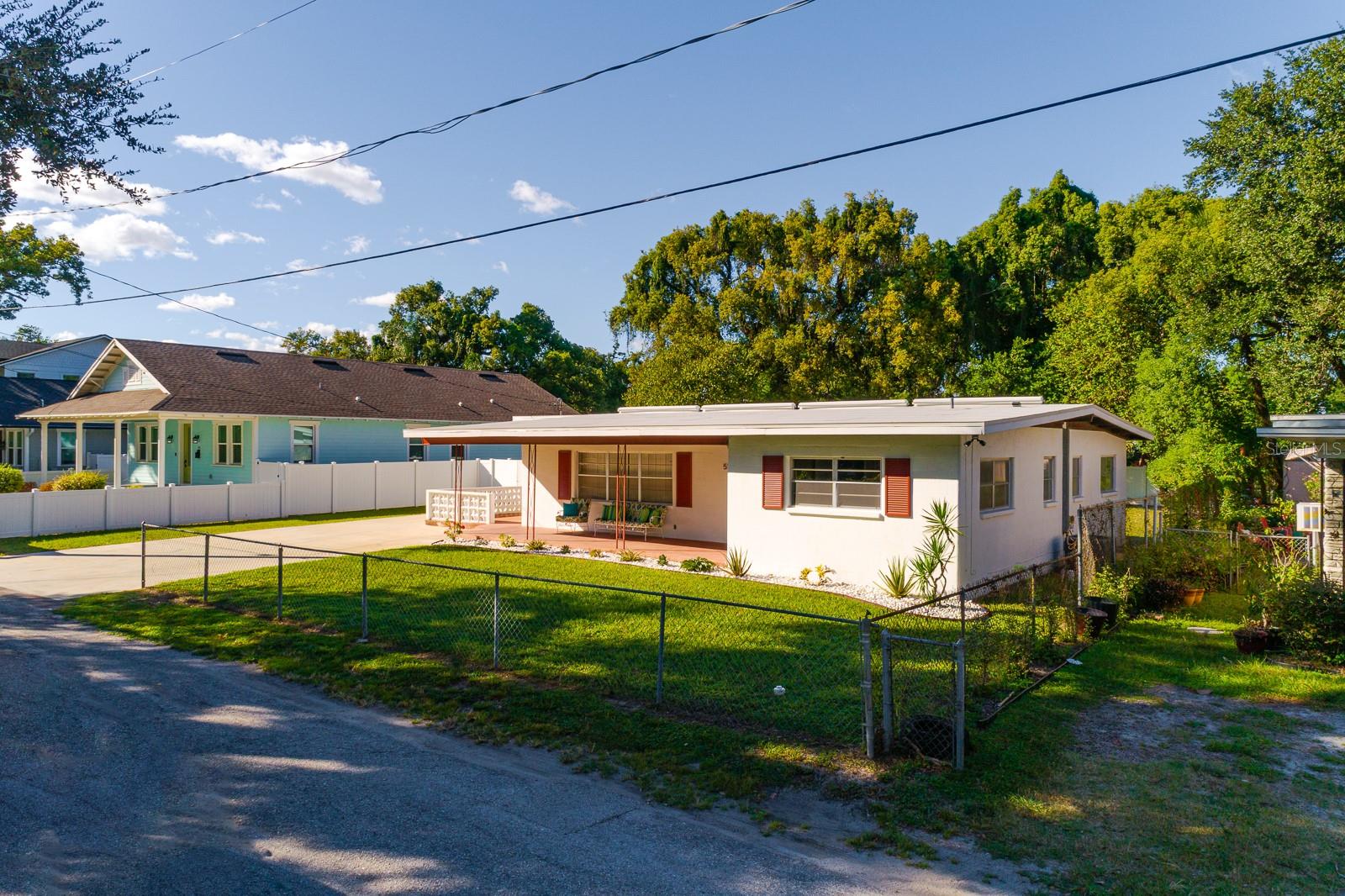 ROBLES SUB OF S 160 FT OF W 14 - Residential
