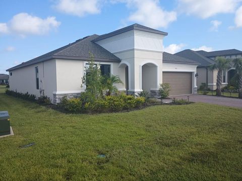 A home in POINCIANA