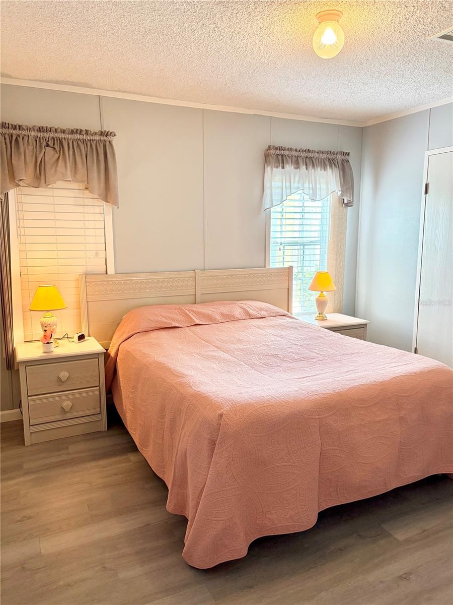 RIVER FOREST MHP - Residential