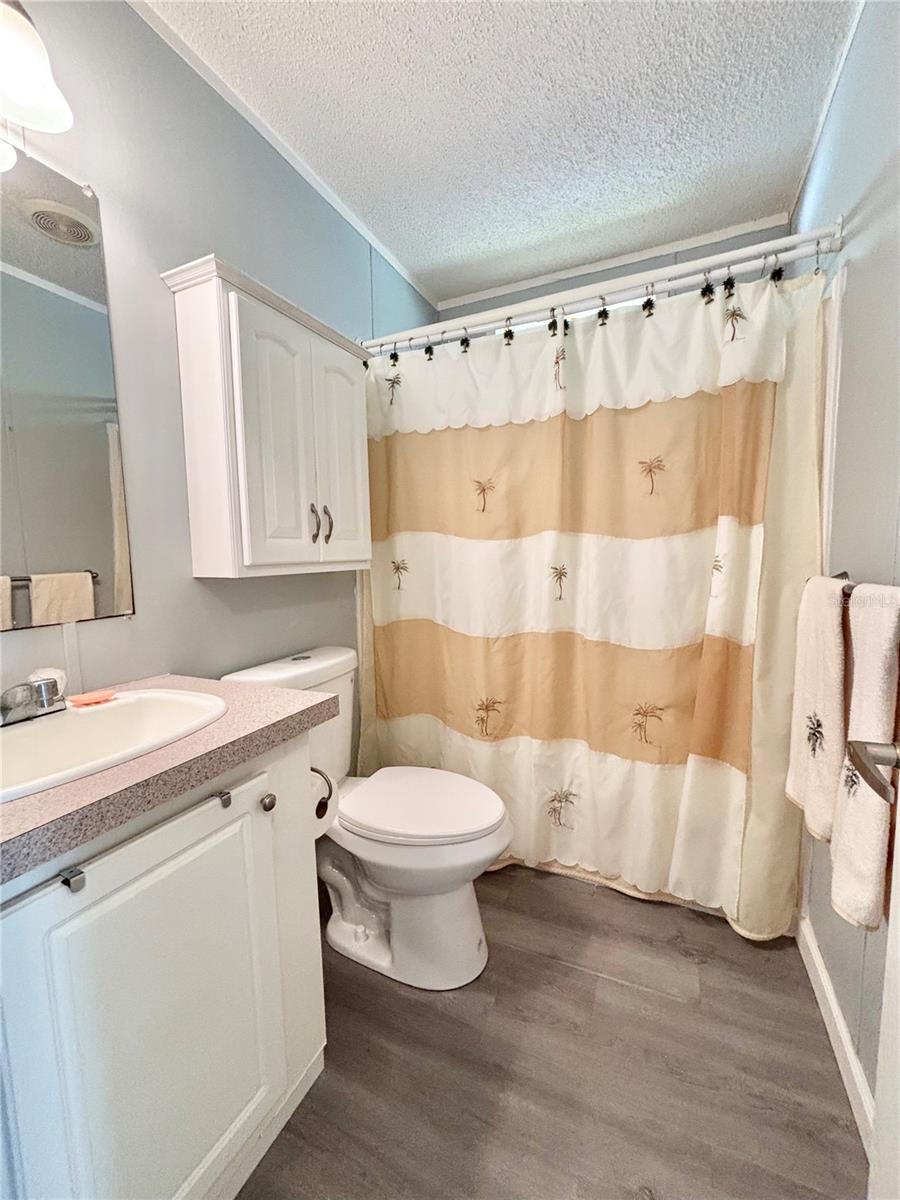 RIVER FOREST MHP - Residential